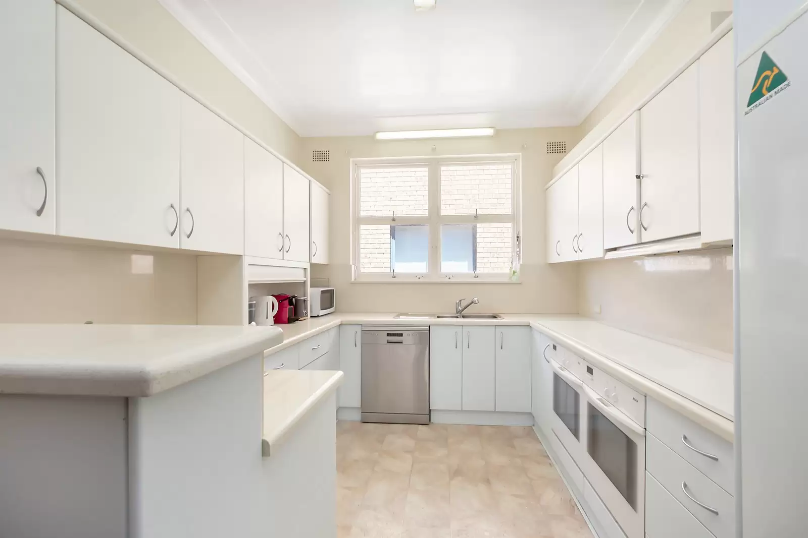 97 Hardy Street, Dover Heights Sold by Sydney Sotheby's International Realty - image 5