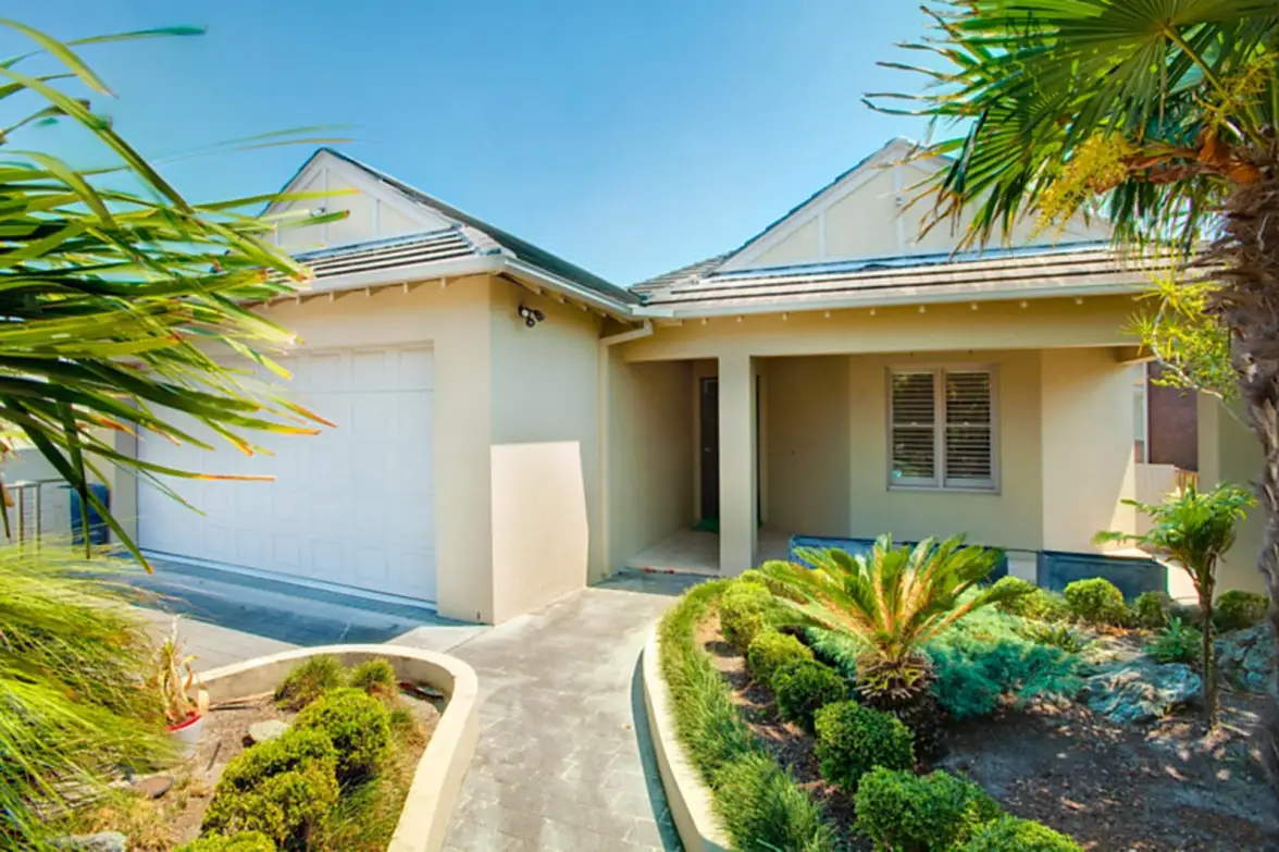 18 Kings Road, Vaucluse Leased by Sydney Sotheby's International Realty - image 3