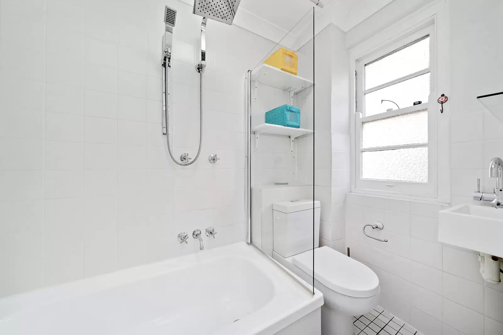 13/4 McDonald Street, Potts Point Sold by Sydney Sotheby's International Realty - image 5