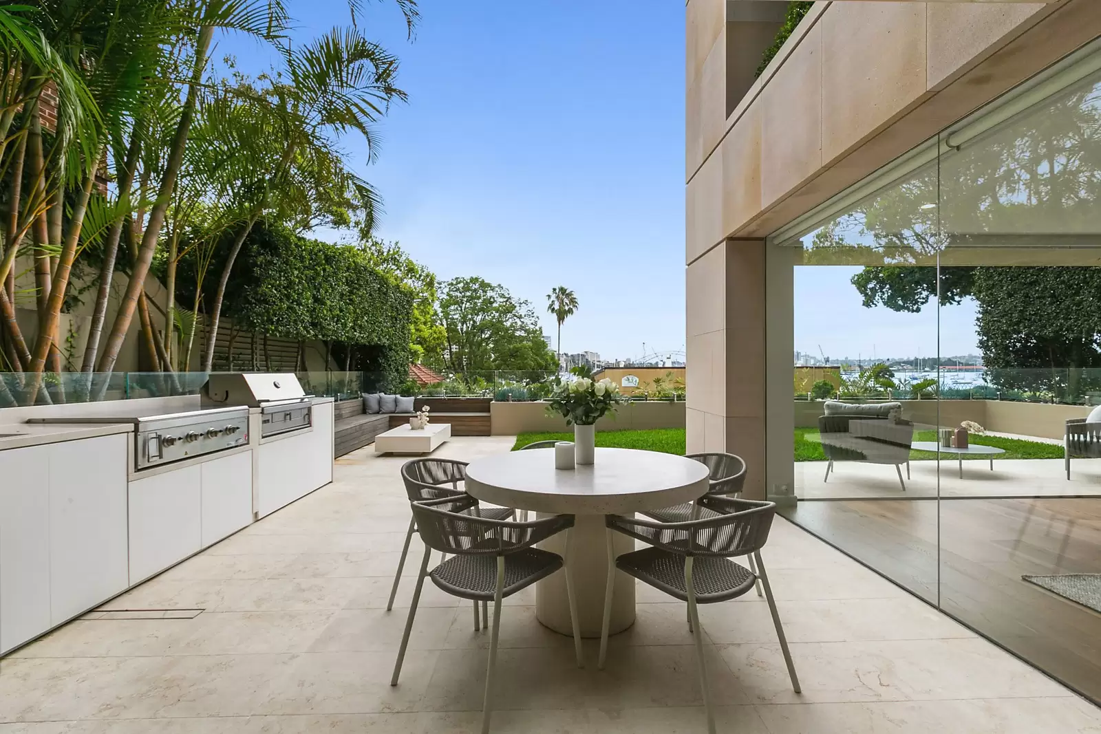 1/47 New Beach Road, Darling Point Sold by Sydney Sotheby's International Realty - image 7