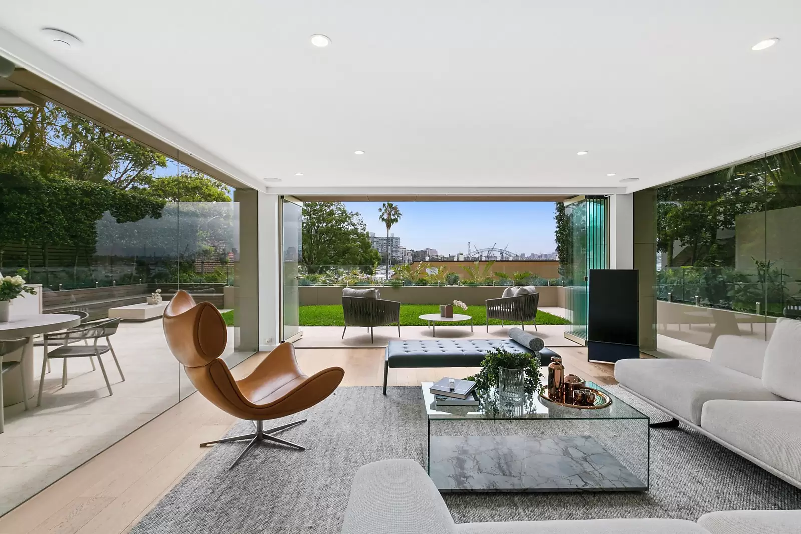1/47 New Beach Road, Darling Point Sold by Sydney Sotheby's International Realty - image 9