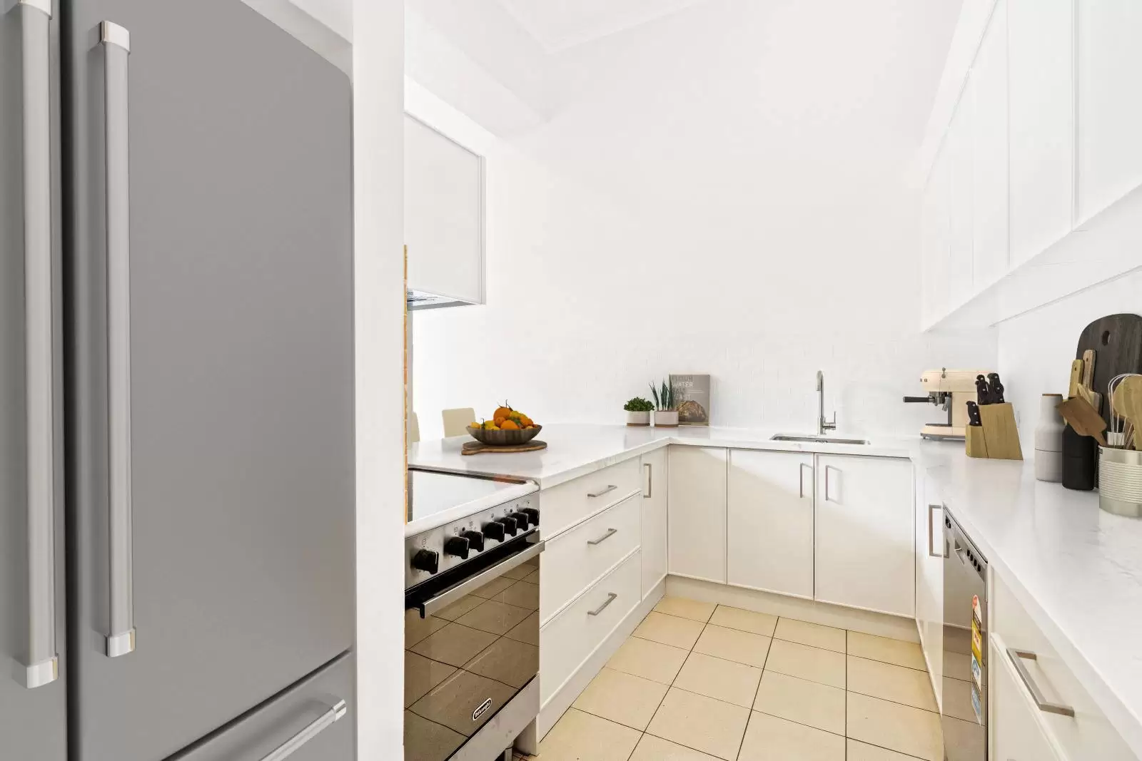 29/150 Forbes Street, Woolloomooloo Leased by Sydney Sotheby's International Realty - image 4