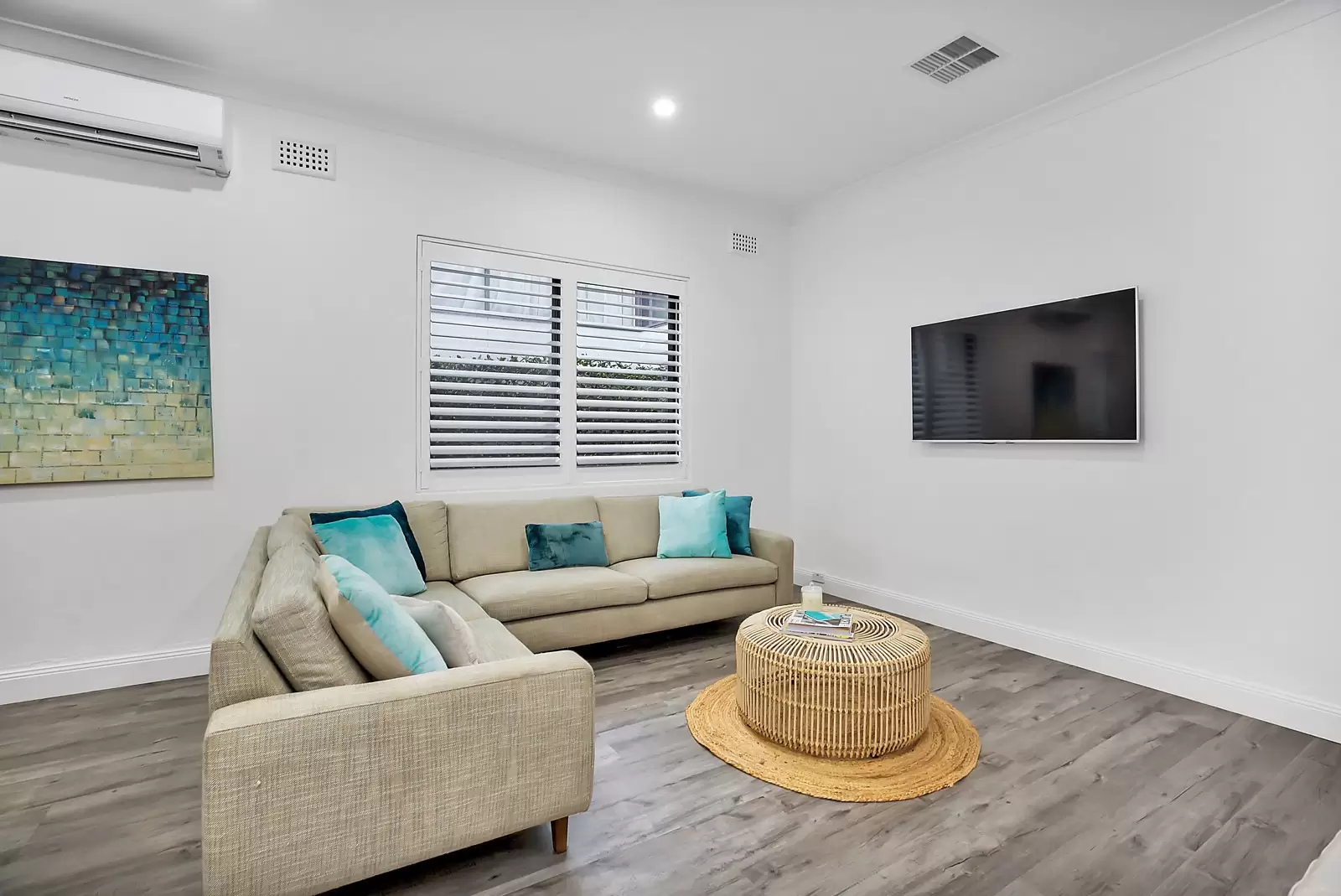 171 Old South Head Road (171 Barnett Lane), Bondi Junction Sold by Sydney Sotheby's International Realty - image 4