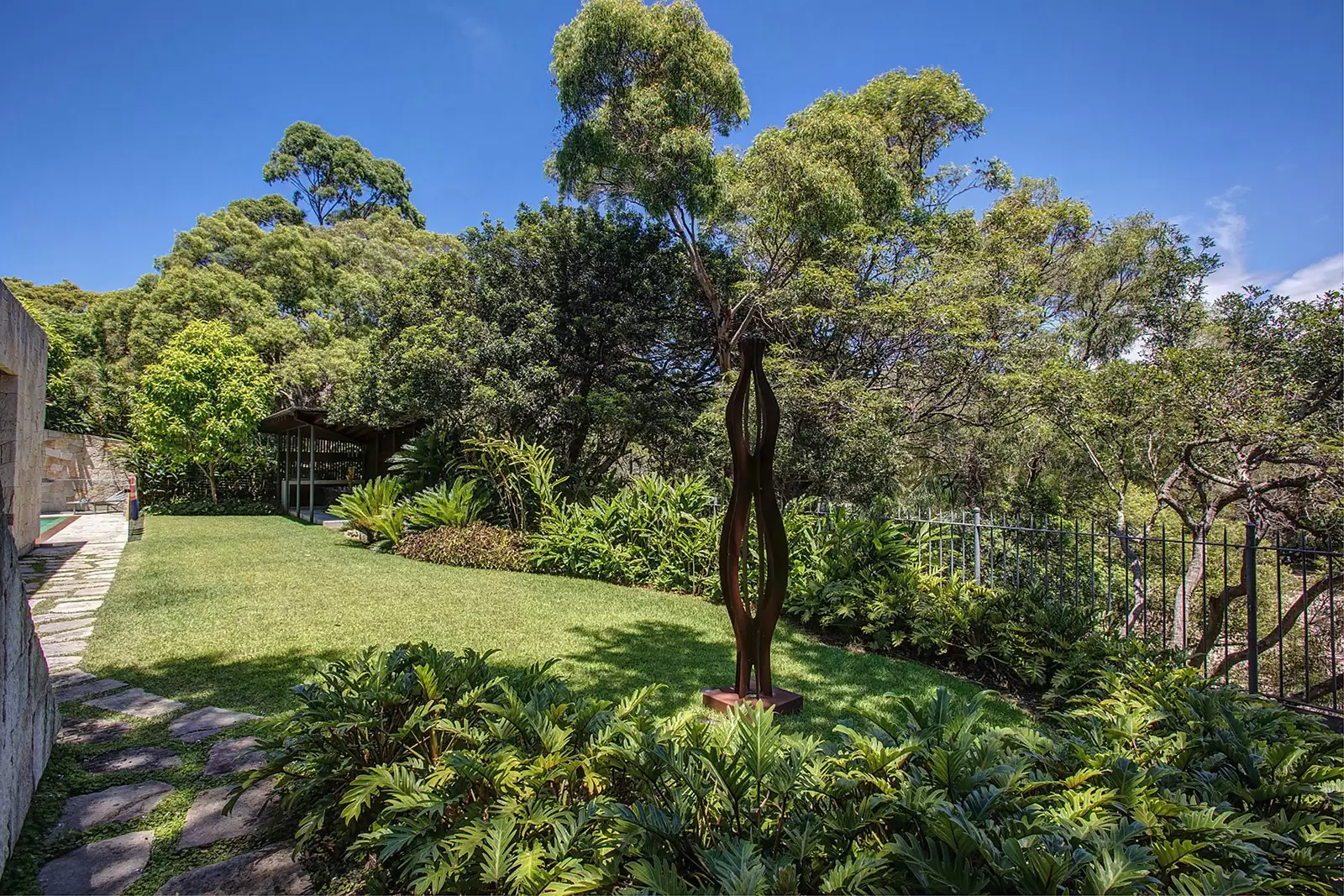 8 The Crescent, Vaucluse Sold by Sydney Sotheby's International Realty - image 10