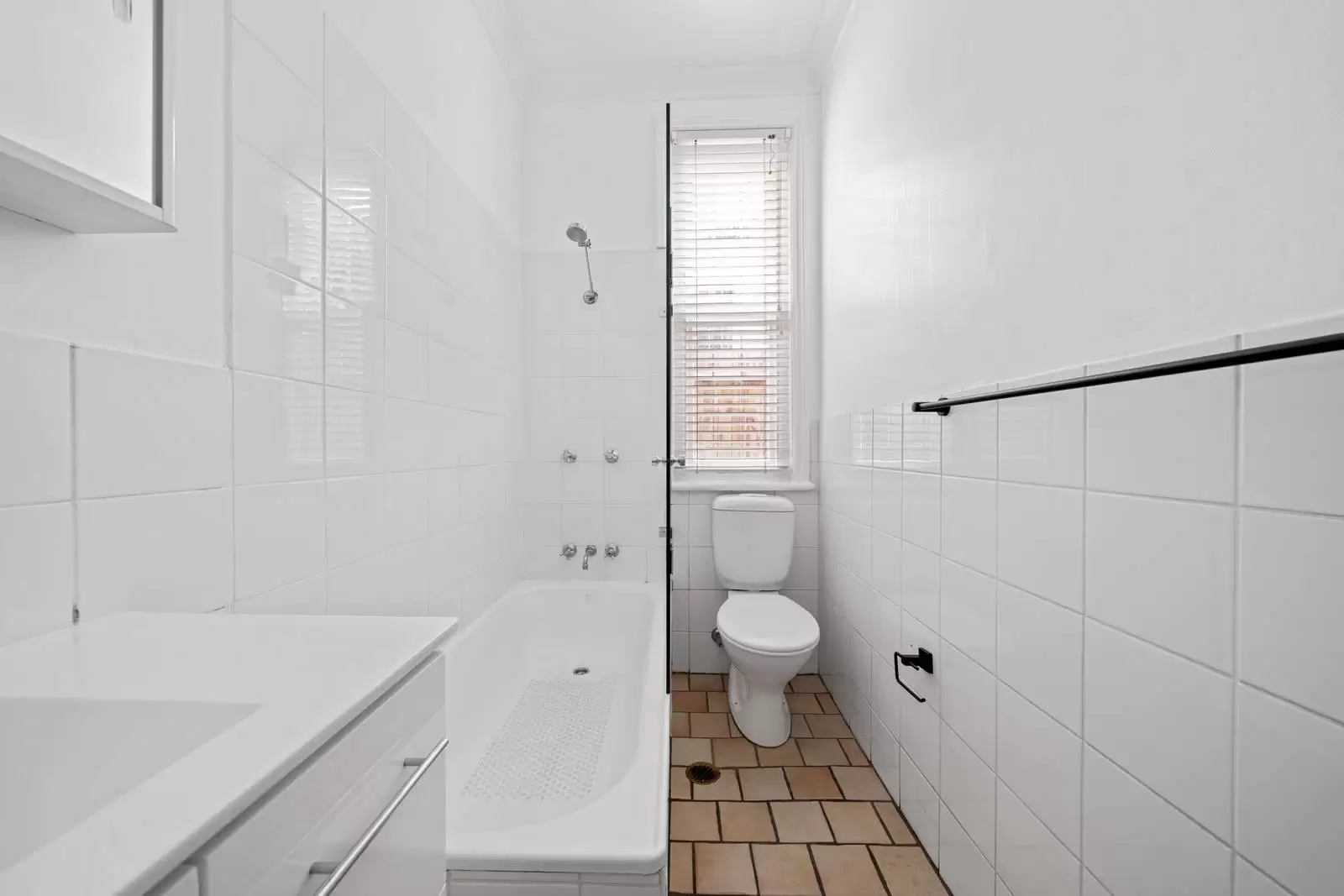 107 Old South Head Road, Bondi Junction Leased by Sydney Sotheby's International Realty - image 6