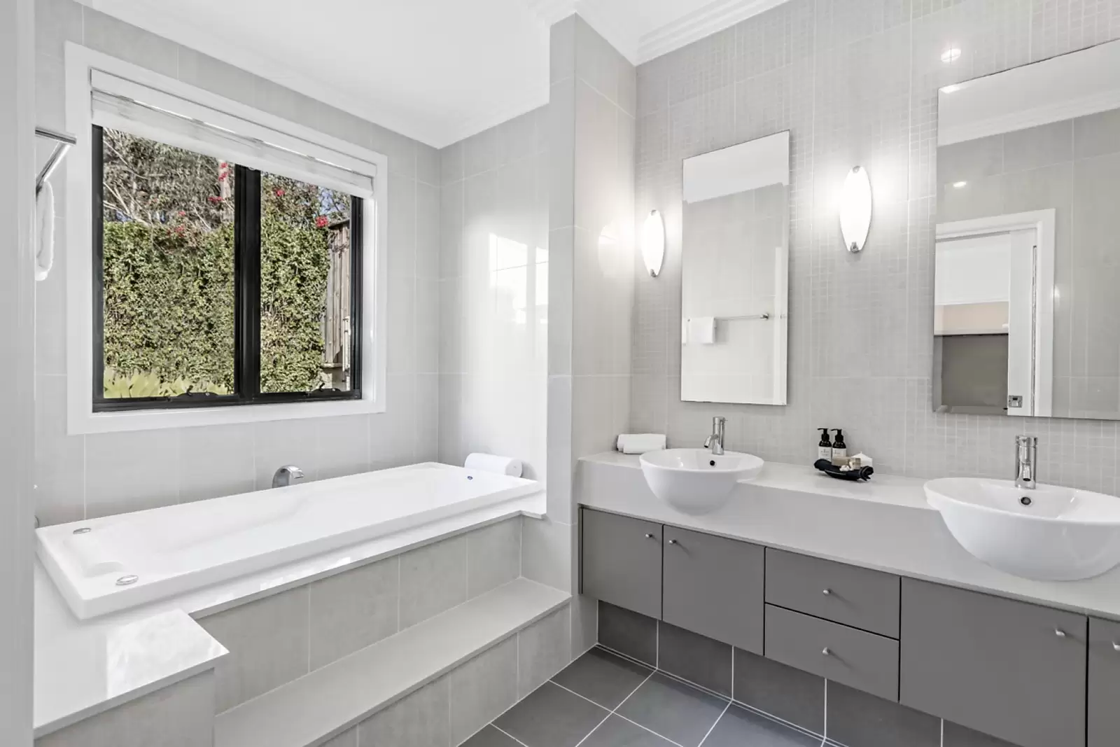 96 Linden Way, Bella Vista Sold by Sydney Sotheby's International Realty - image 15
