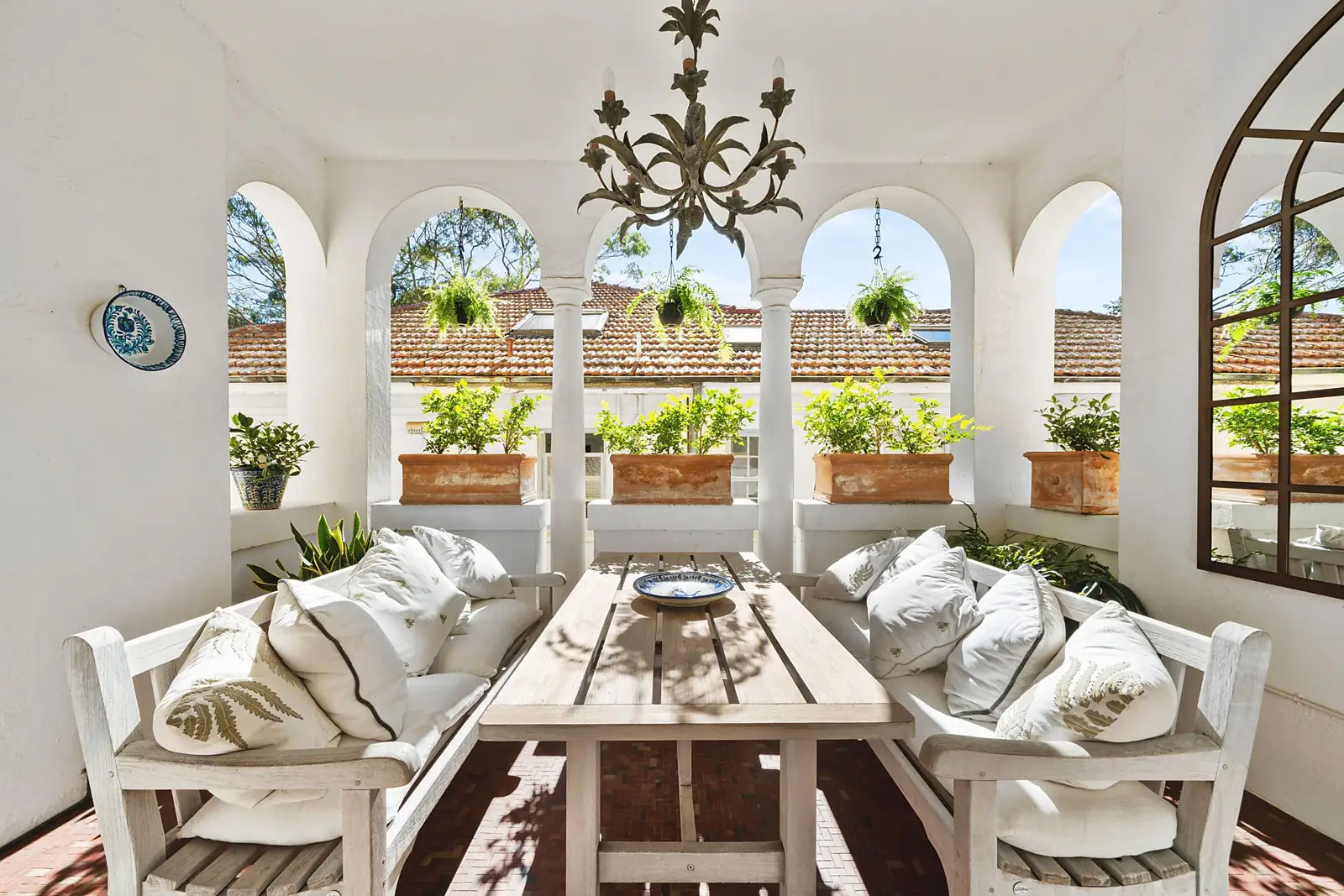 10/3 Rosemont Avenue, Woollahra Sold by Sydney Sotheby's International Realty - image 2