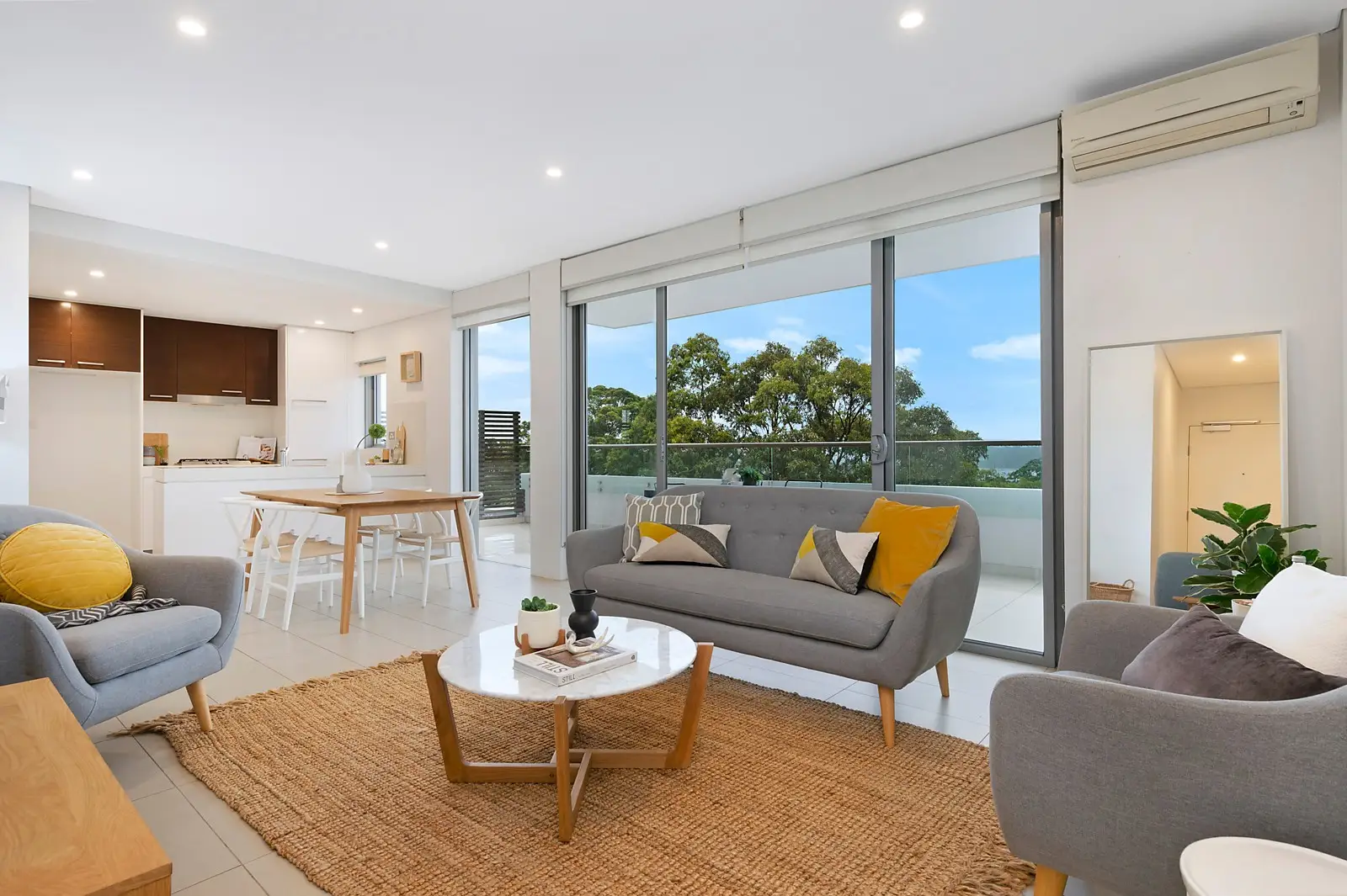 405/2 Marlborough Street, Drummoyne Sold by Sydney Sotheby's International Realty - image 2