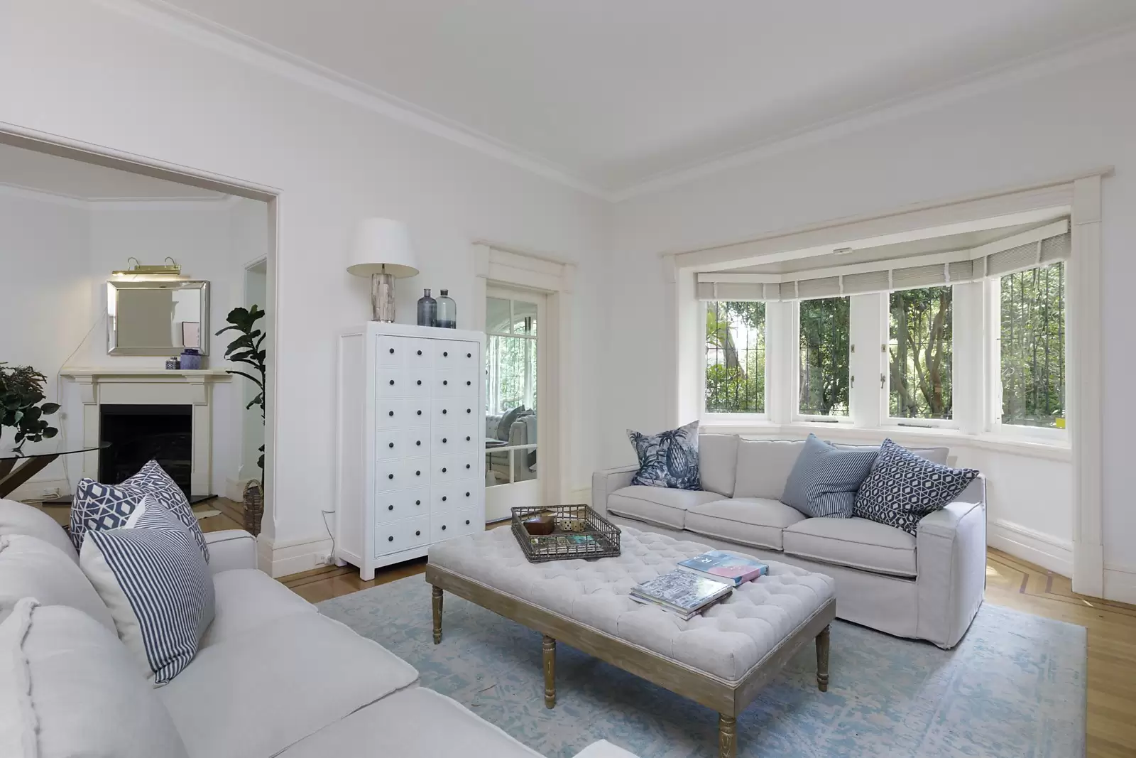 27 Manning Road, Double Bay Sold by Sydney Sotheby's International Realty - image 3