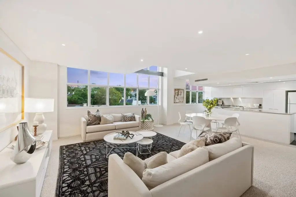 70/15 Boundary Street, Darlinghurst Sold by Sydney Sotheby's International Realty