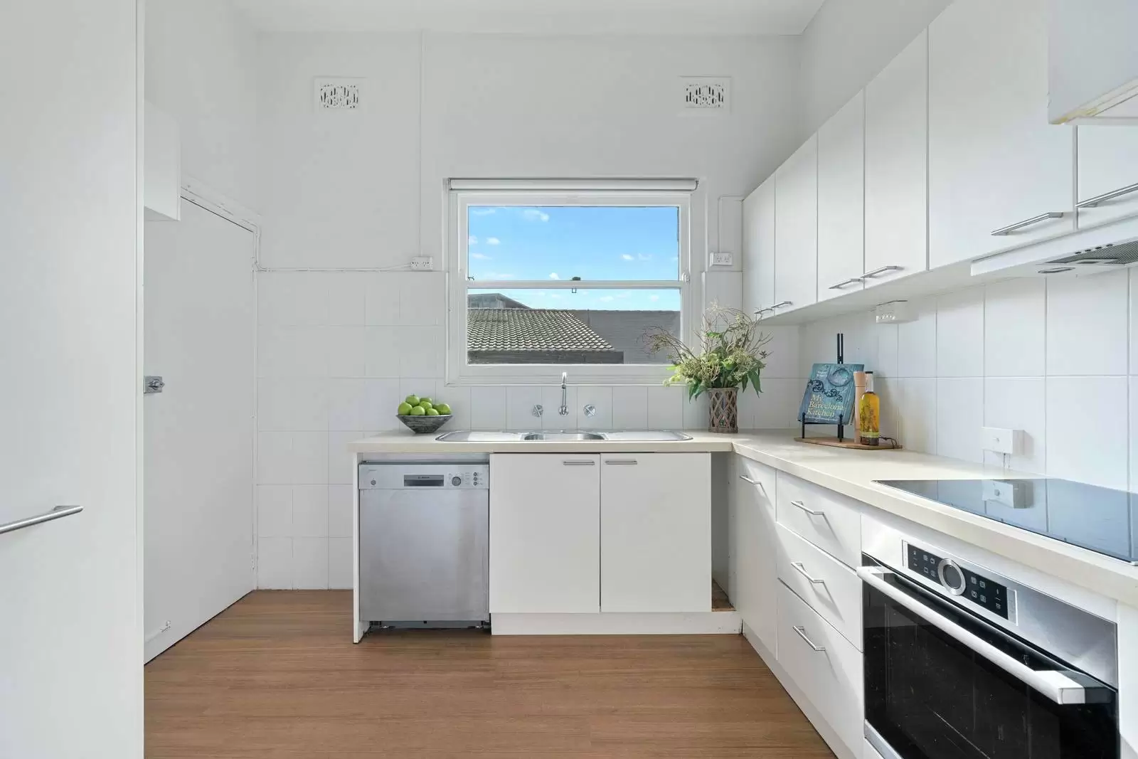 42A Darling Point Rd, Darling Point Leased by Sydney Sotheby's International Realty - image 4