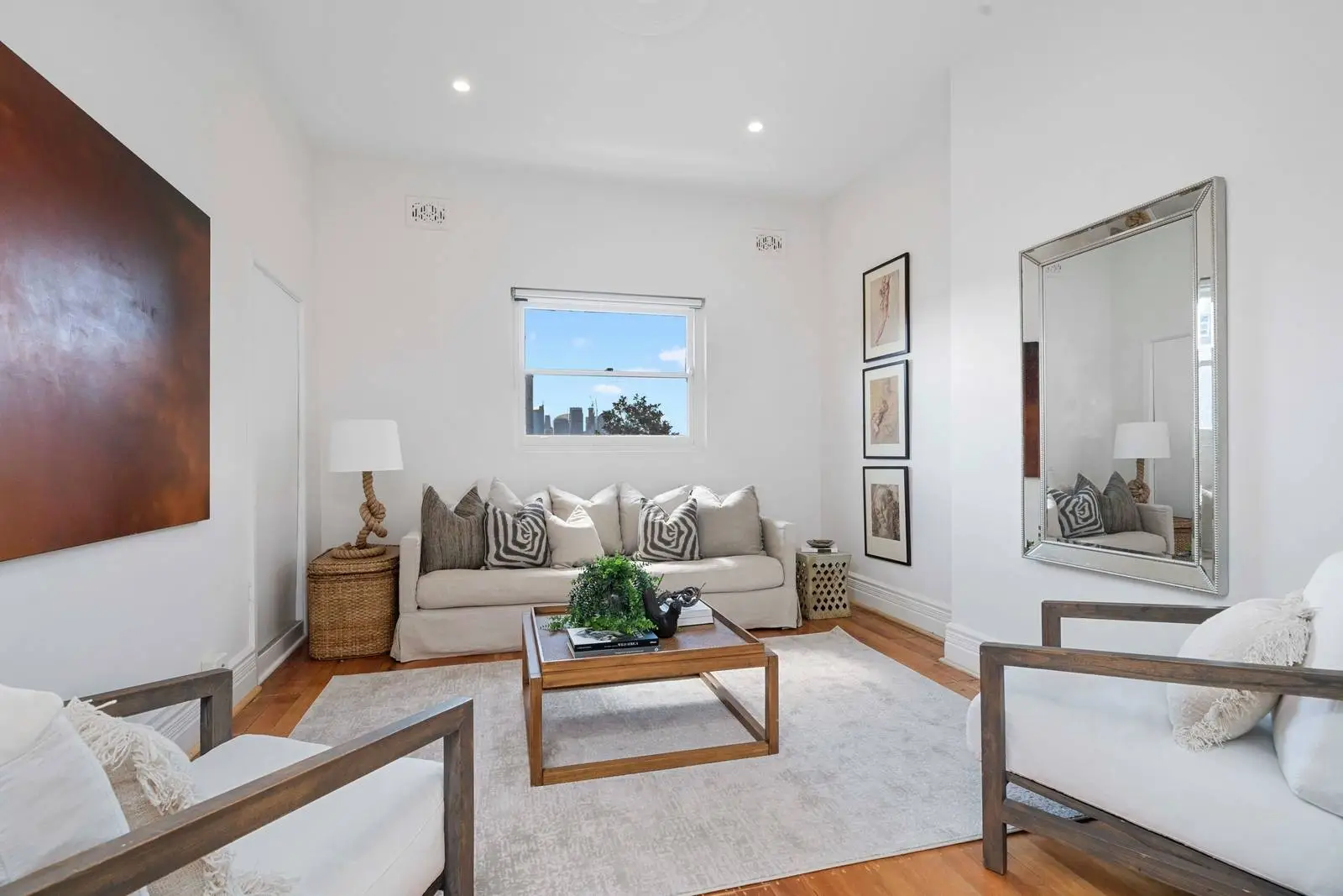 42A Darling Point Rd, Darling Point Leased by Sydney Sotheby's International Realty - image 2