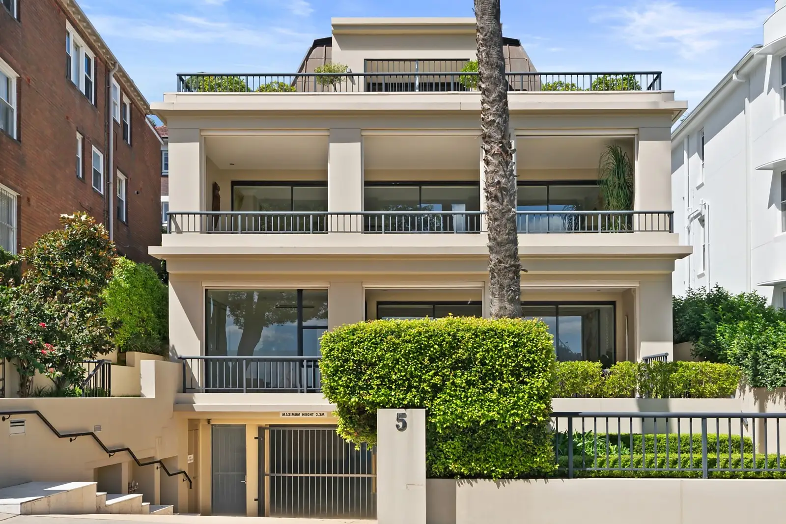 1/5 Goomerah Crescent, Darling Point Sold by Sydney Sotheby's International Realty - image 1