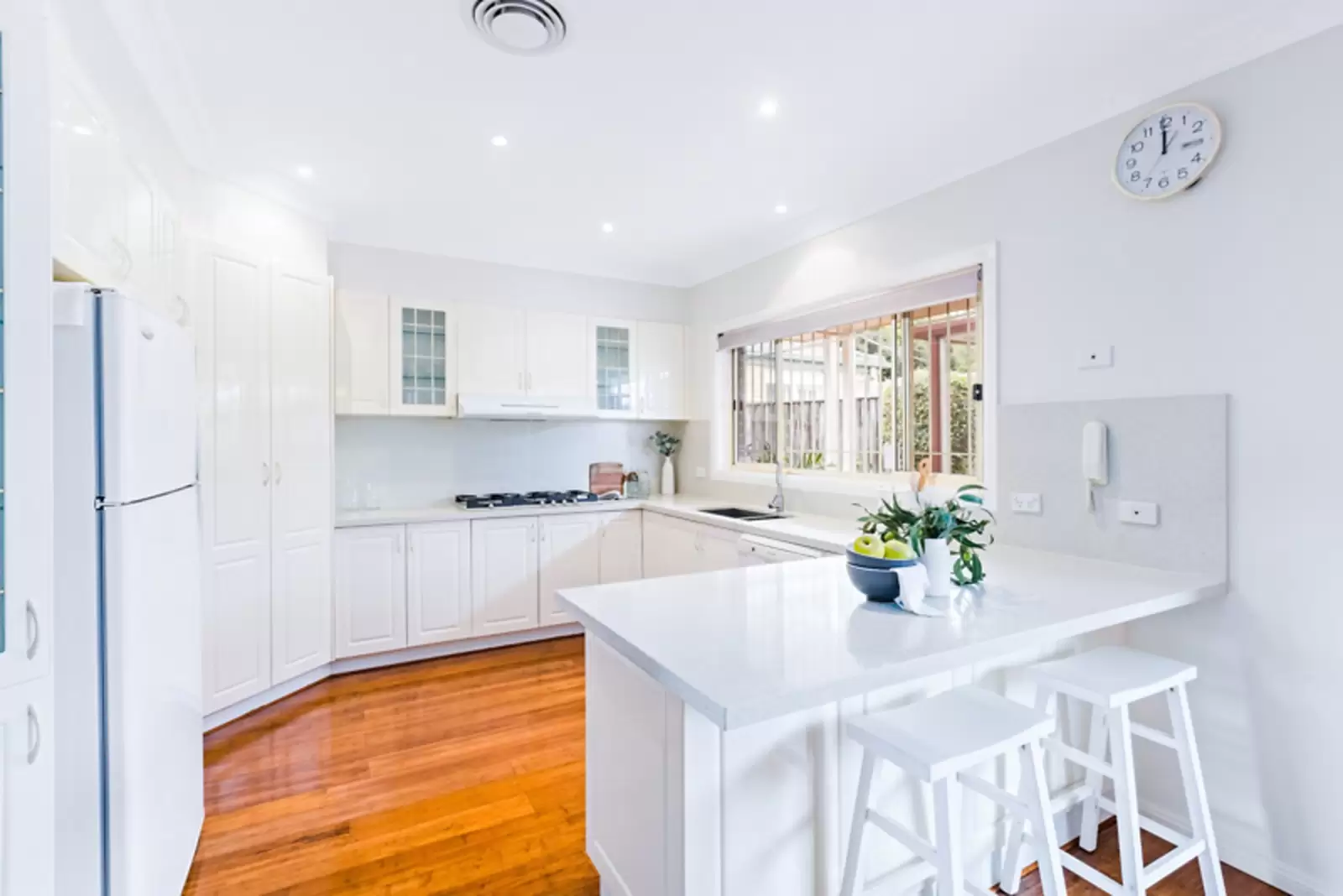39 John Road, Cherrybrook Sold by Sydney Sotheby's International Realty - image 4