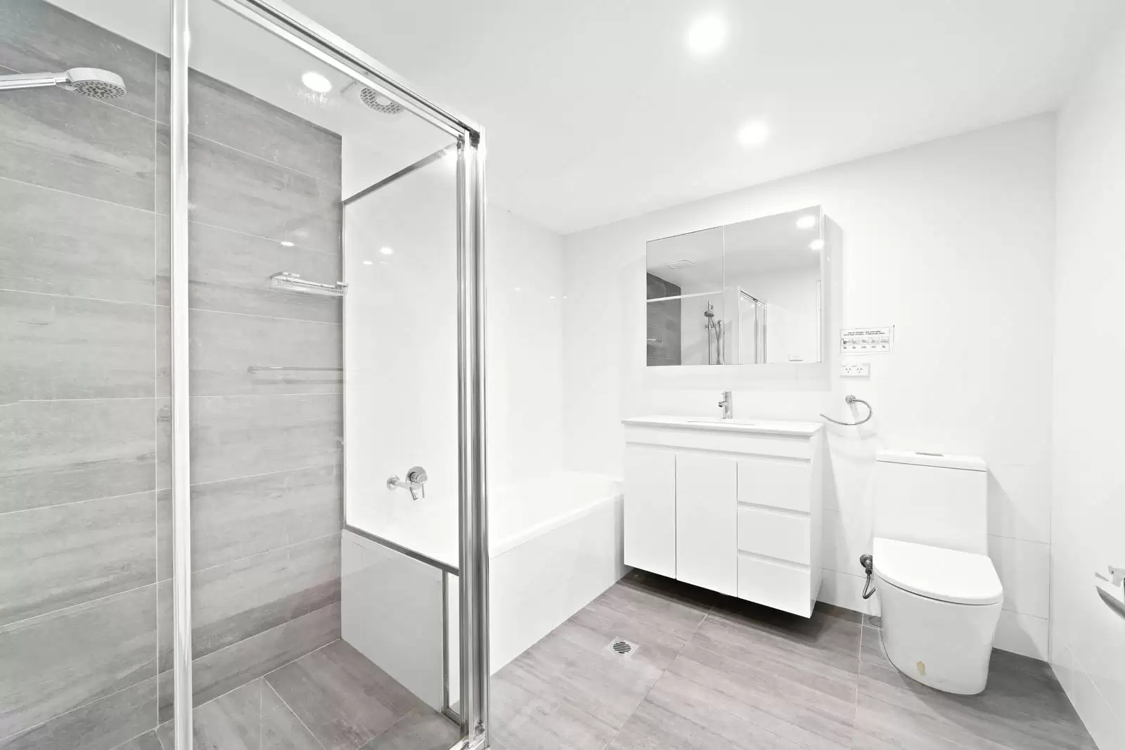 3/22 New Street, Bondi Leased by Sydney Sotheby's International Realty - image 5
