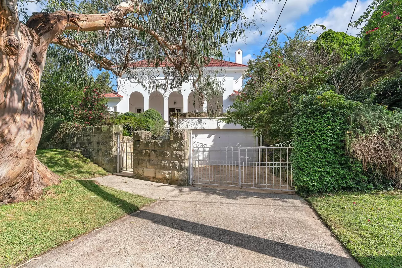 40 Coolong Road, Vaucluse Sold by Sydney Sotheby's International Realty - image 3