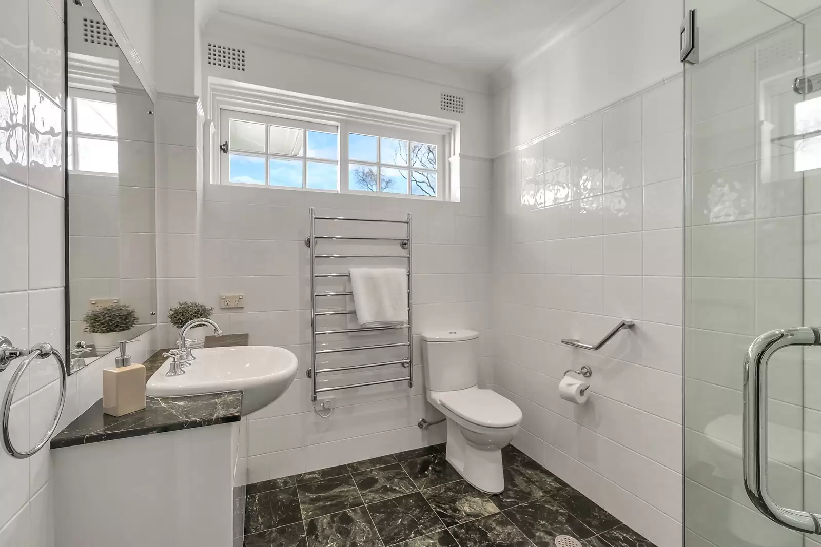 40 Coolong Road, Vaucluse Sold by Sydney Sotheby's International Realty - image 18