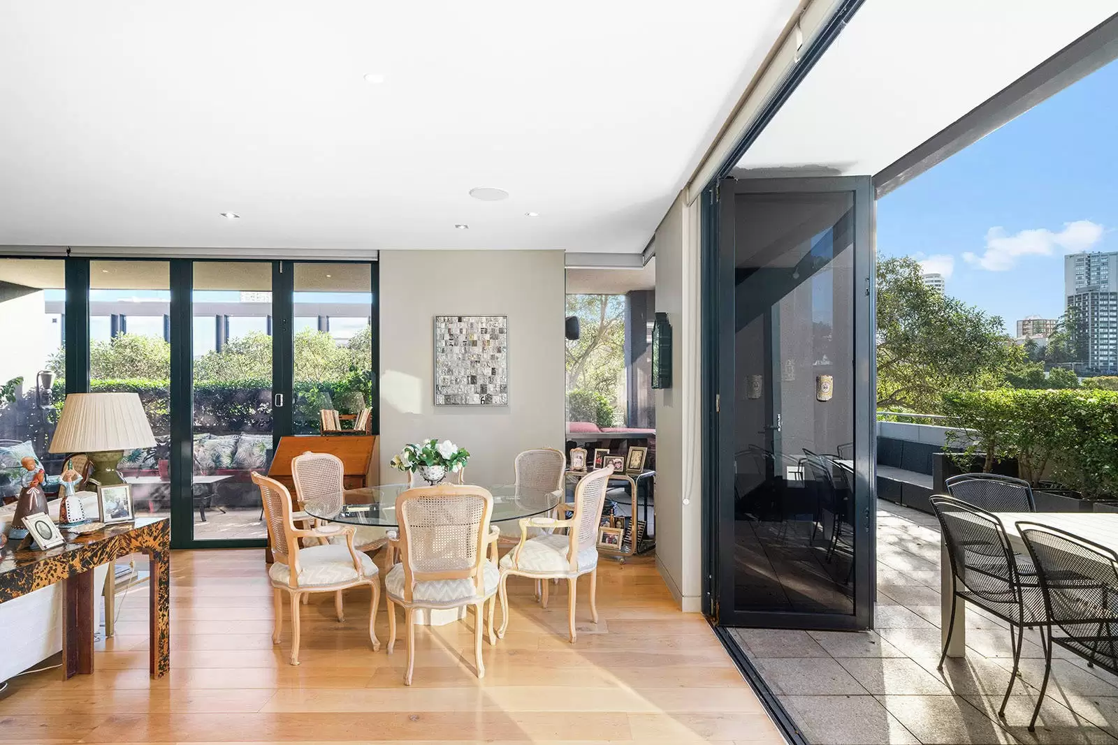 6B 2-22 Knox Street, Double Bay Leased by Sydney Sotheby's International Realty - image 6