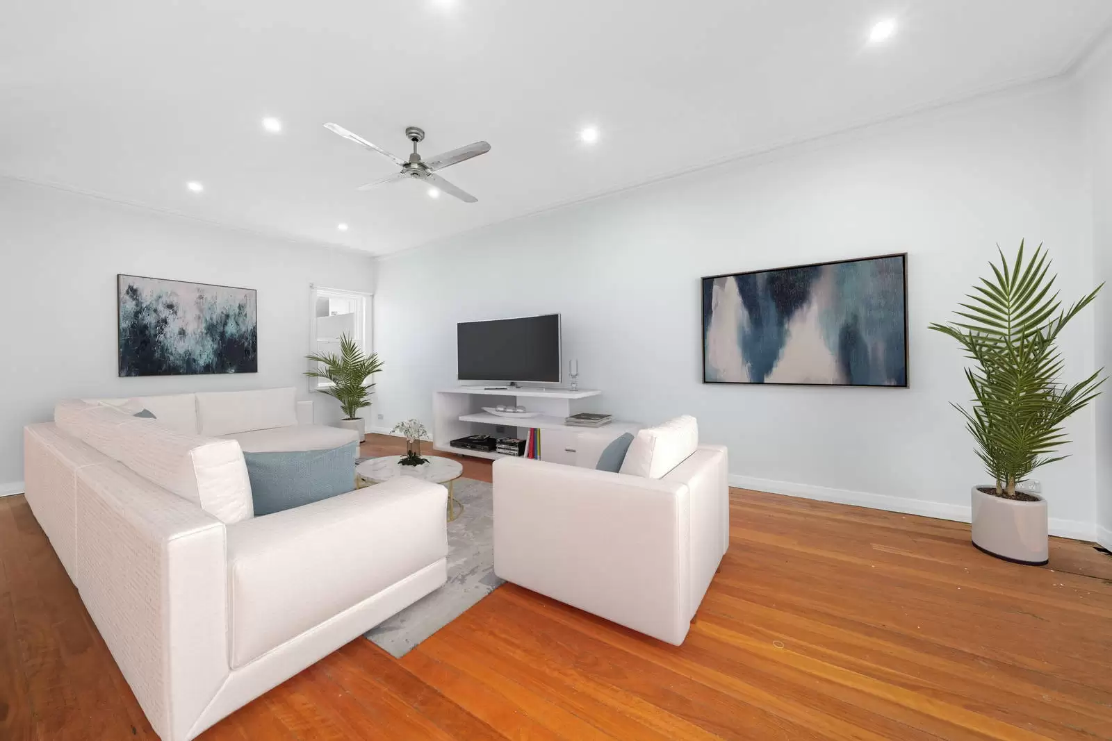 29 Philip Street, Bondi Leased by Sydney Sotheby's International Realty - image 3