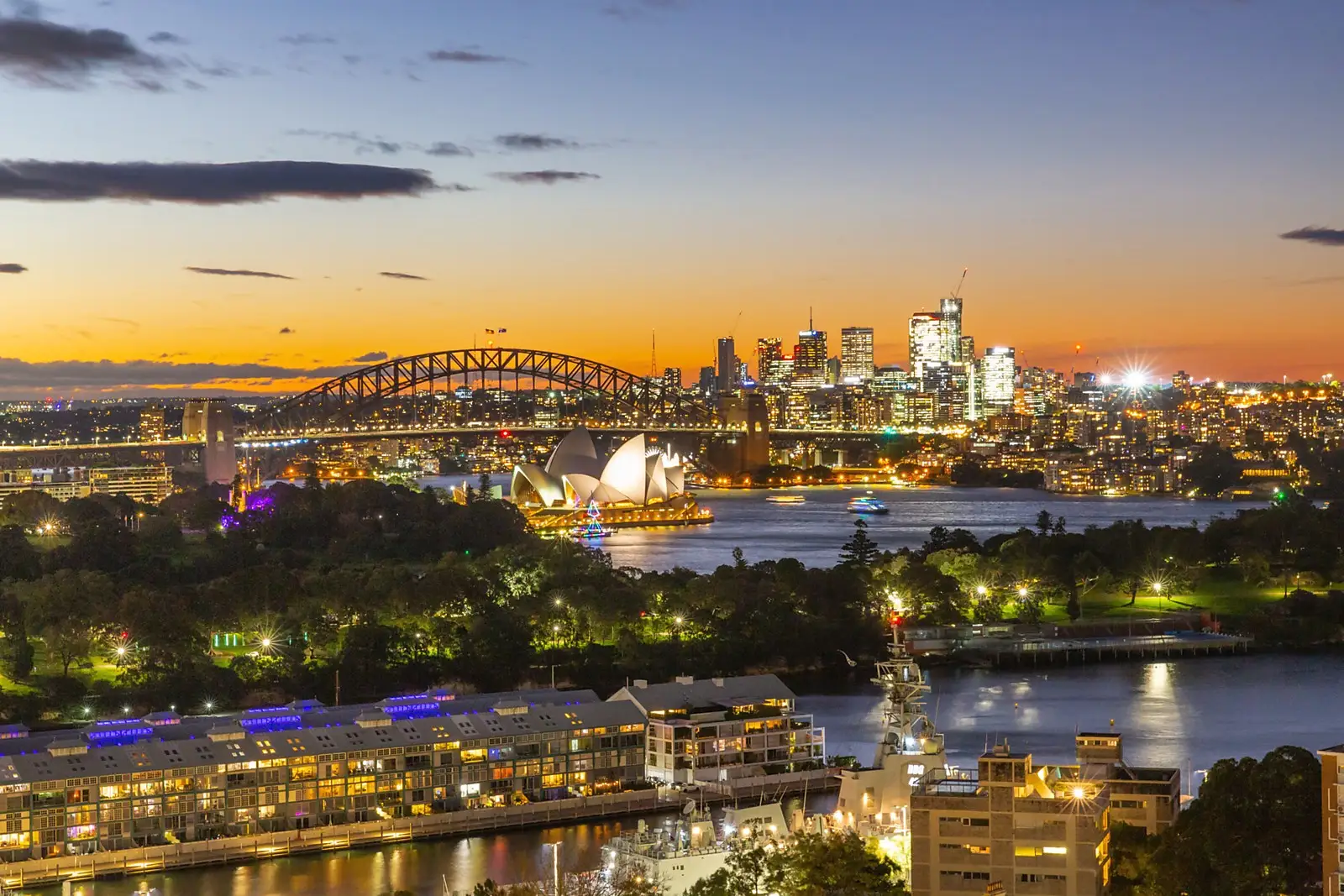 1401/81 Macleay Street, Potts Point Sold by Sydney Sotheby's International Realty - image 2