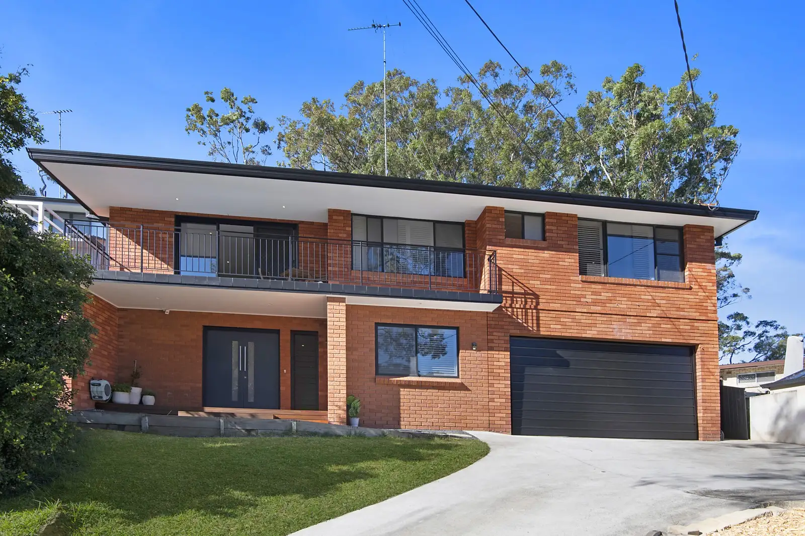 1063 Forest Road, Lugarno Sold by Sydney Sotheby's International Realty - image 1