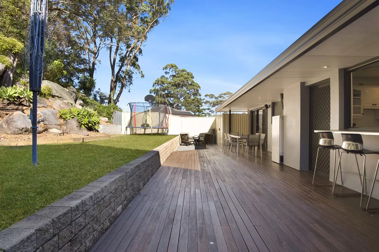 1063 Forest Road, Lugarno Sold by Sydney Sotheby's International Realty - image 9