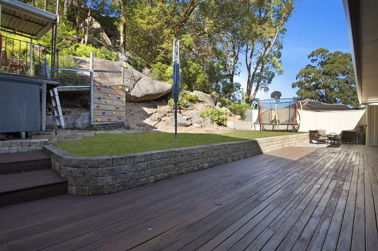 1063 Forest Road, Lugarno Sold by Sydney Sotheby's International Realty - image 8