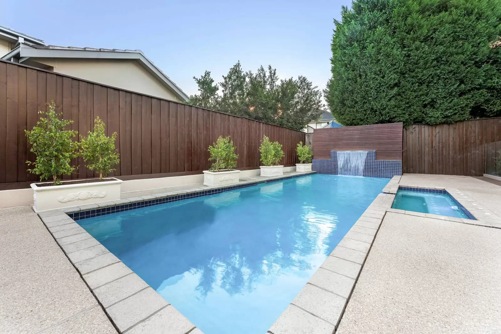 8 Kentridge Place, Bella Vista Sold by Sydney Sotheby's International Realty - image 4