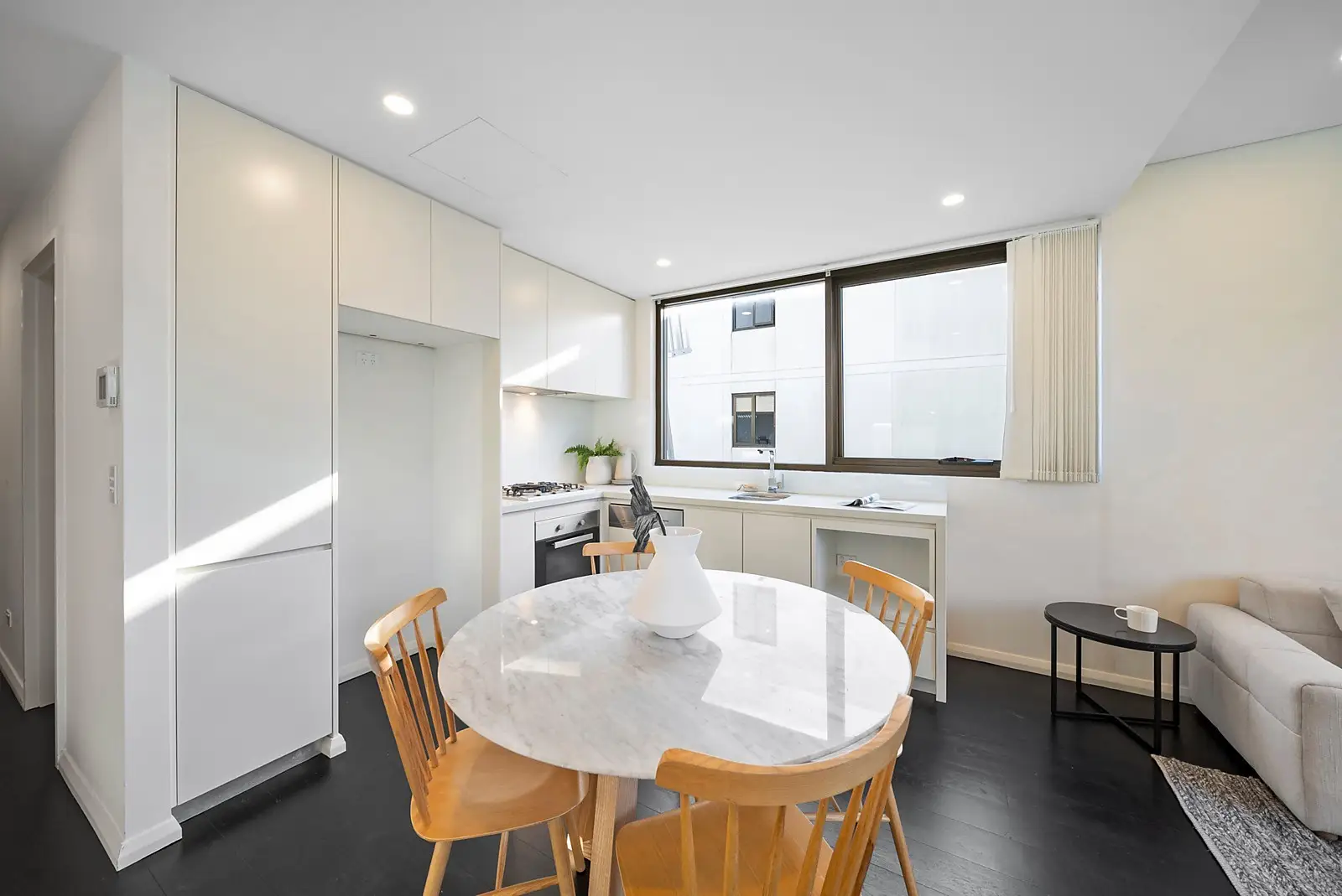 305/39-47 Mentmore Avenue, Rosebery Sold by Sydney Sotheby's International Realty - image 2