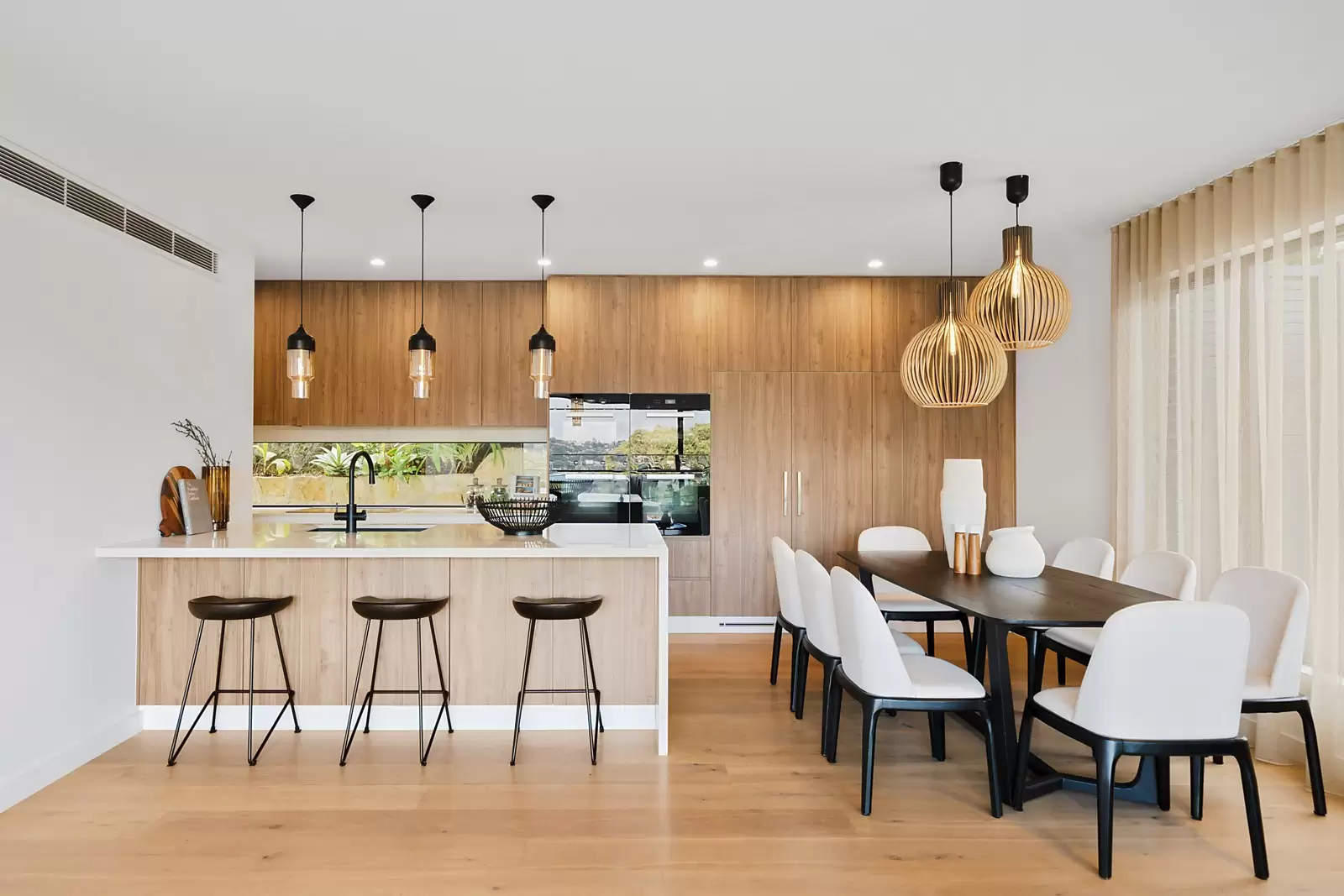 13 Cheyne Walk, Castlecrag Sold by Sydney Sotheby's International Realty - image 8