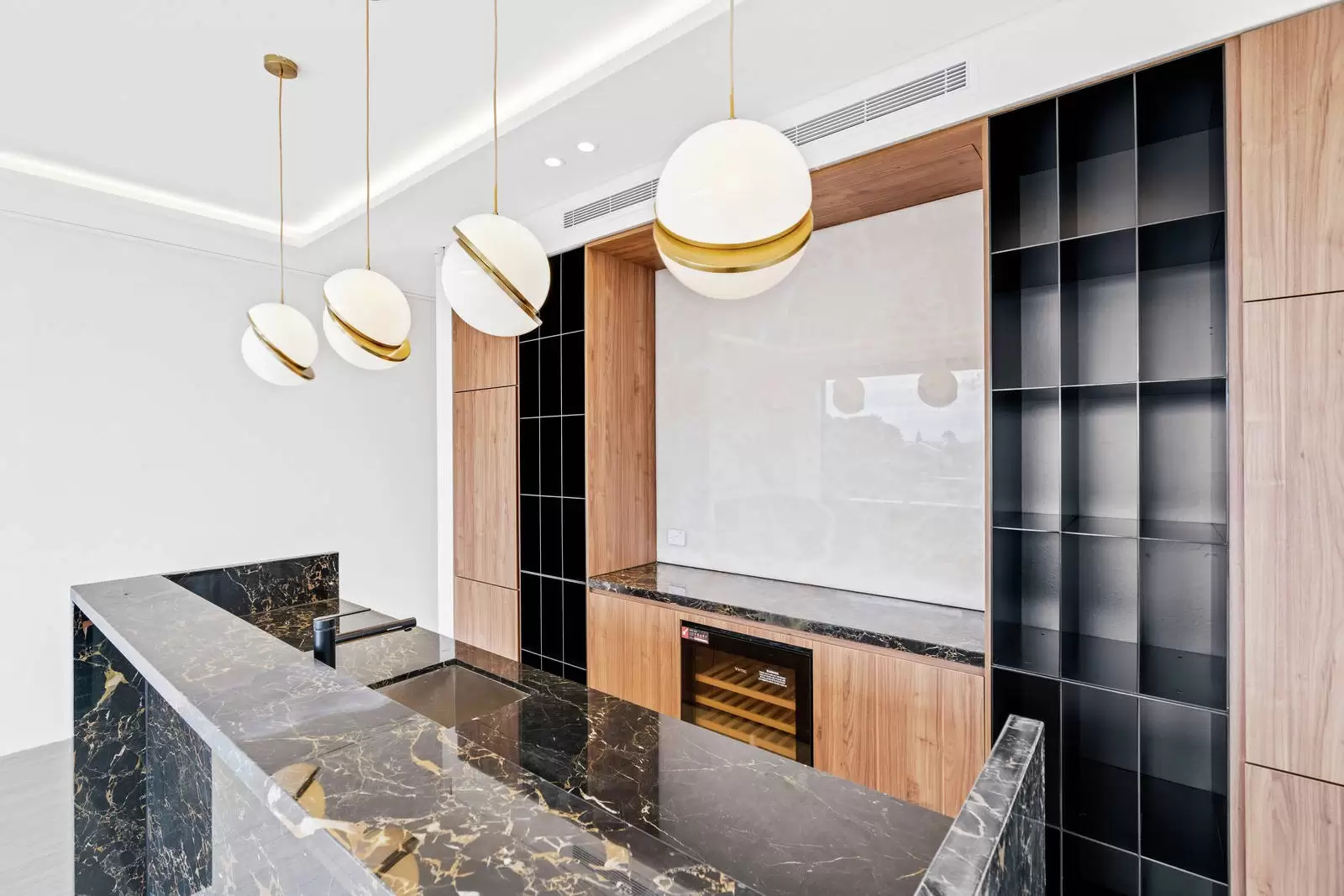 58 Military Road, Dover Heights Leased by Sydney Sotheby's International Realty - image 10