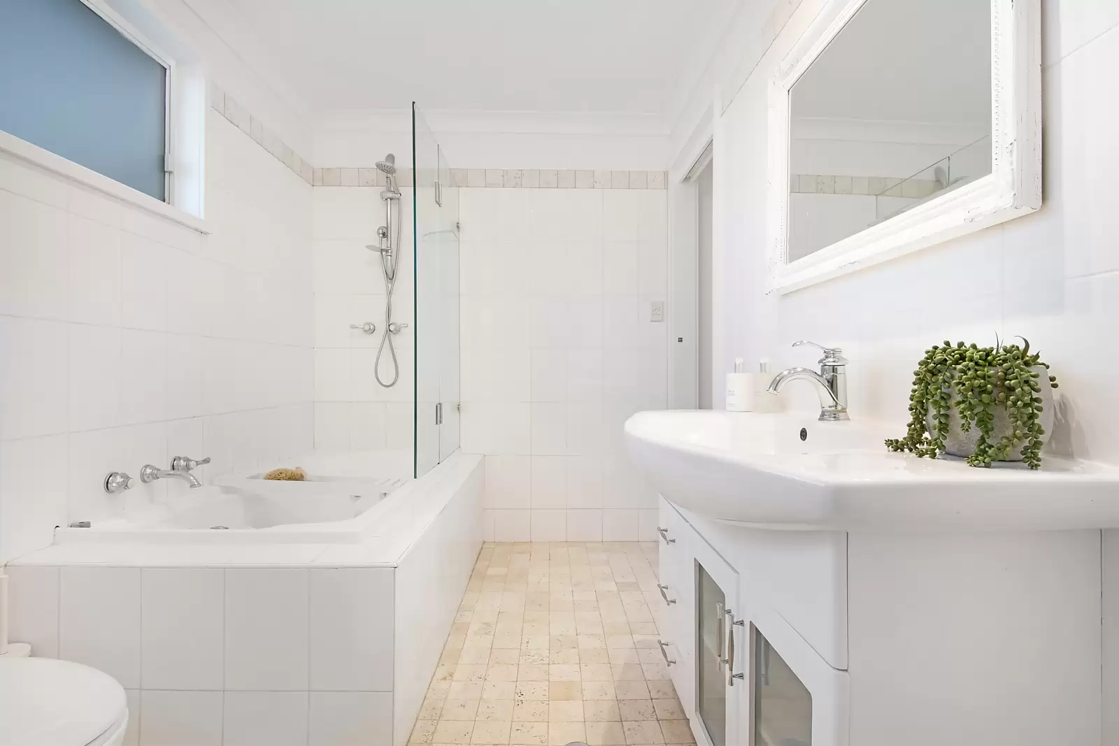 58 & 58A Dutruc Street, Randwick Sold by Sydney Sotheby's International Realty - image 11