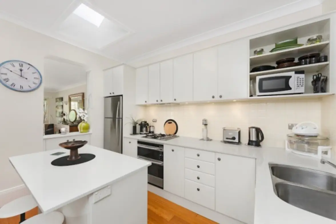 45 Blenheim Street, Queens Park Leased by Sydney Sotheby's International Realty - image 2
