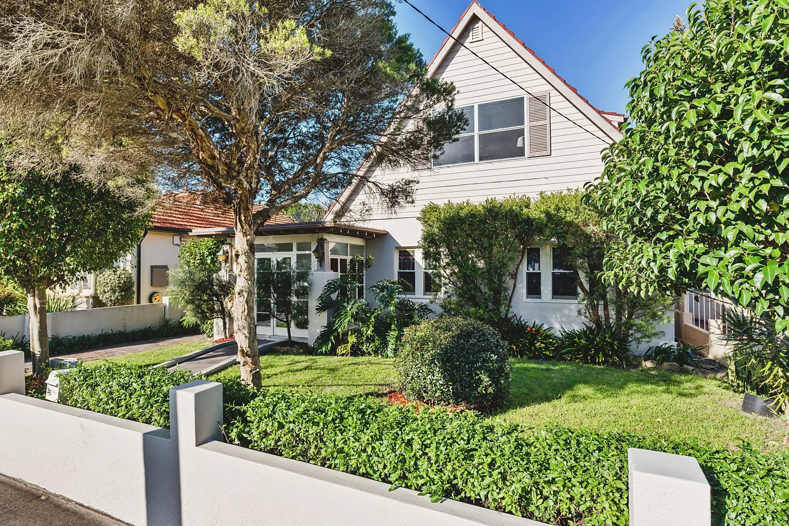 35 Mooramie Avenue, Kensington Sold by Sydney Sotheby's International Realty - image 1