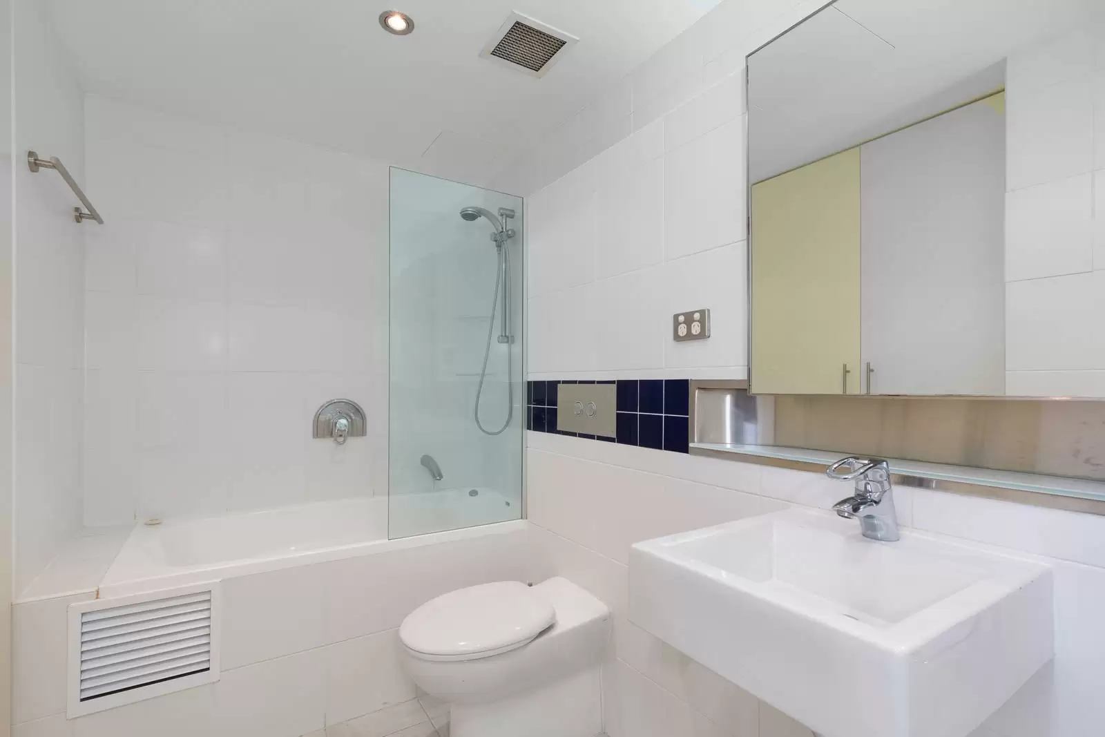 36/13 Oatley Road, Paddington Leased by Sydney Sotheby's International Realty - image 4