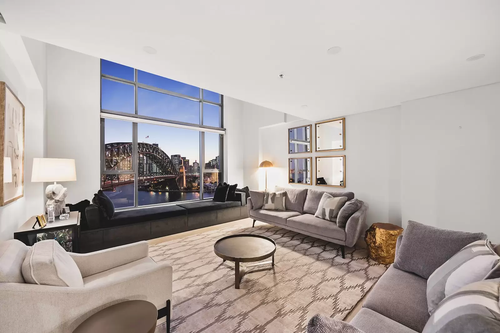 1906/2 Dind Street, Milsons Point Sold by Sydney Sotheby's International Realty - image 4