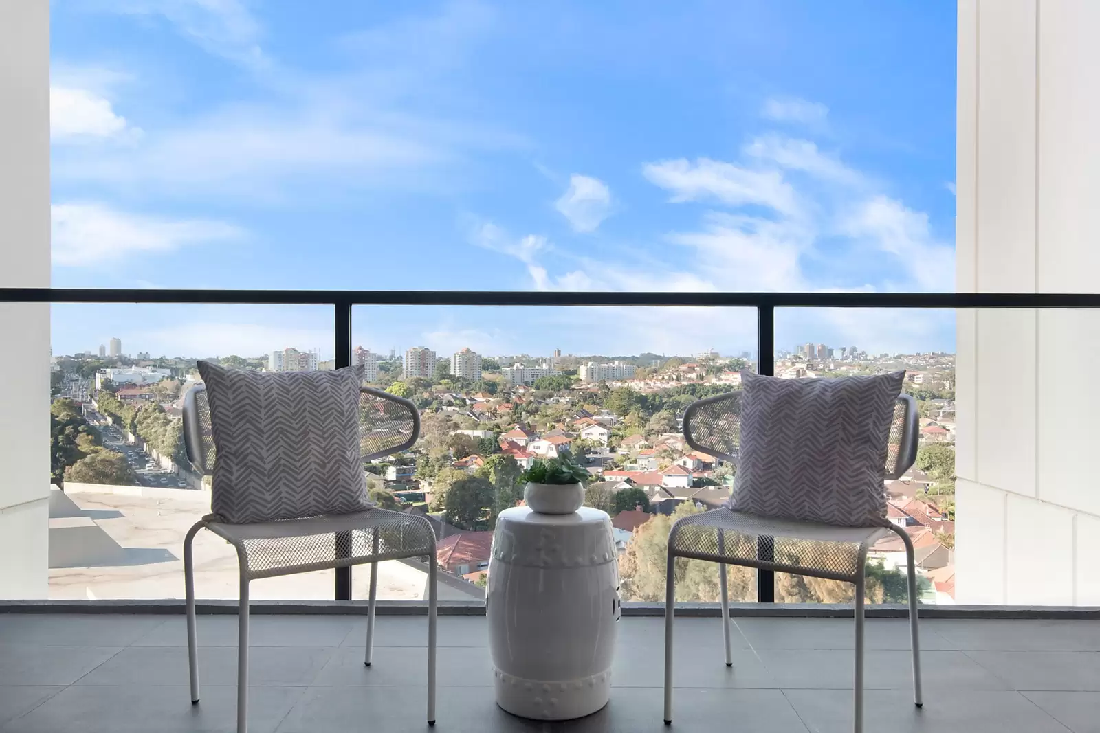 1001/1 Link Road, Zetland Sold by Sydney Sotheby's International Realty - image 4