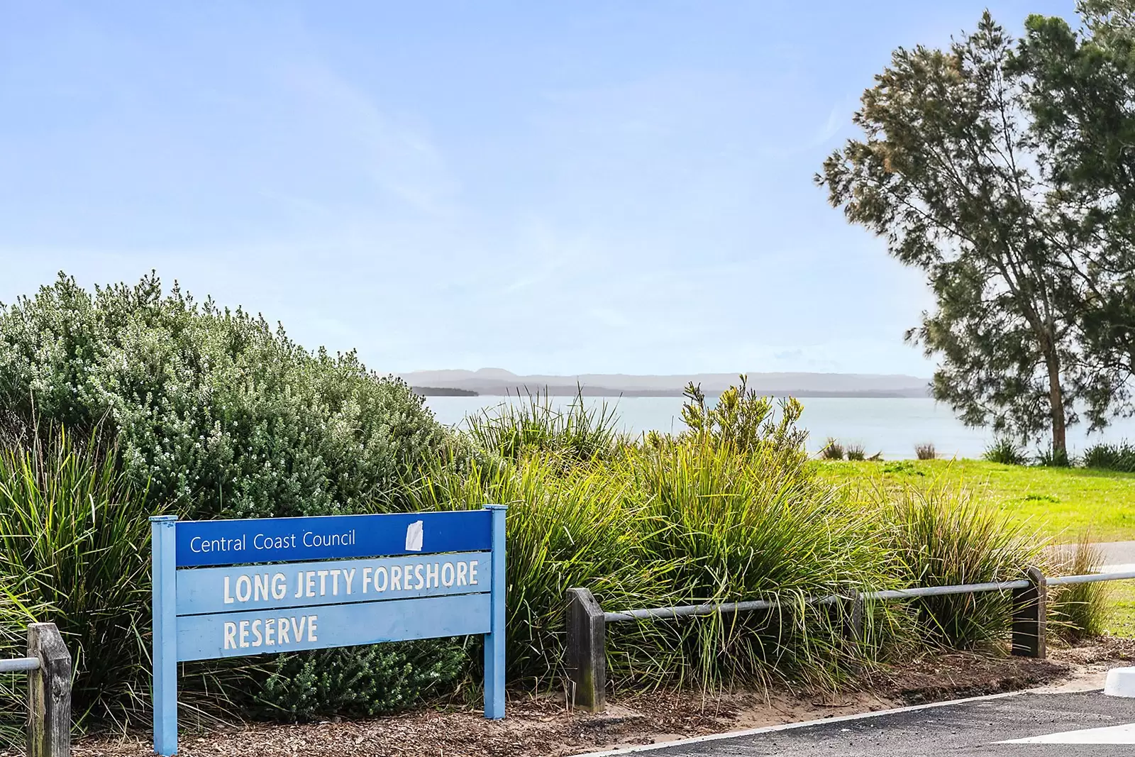 80 Tuggerah Parade, The Entrance Sold by Sydney Sotheby's International Realty - image 12