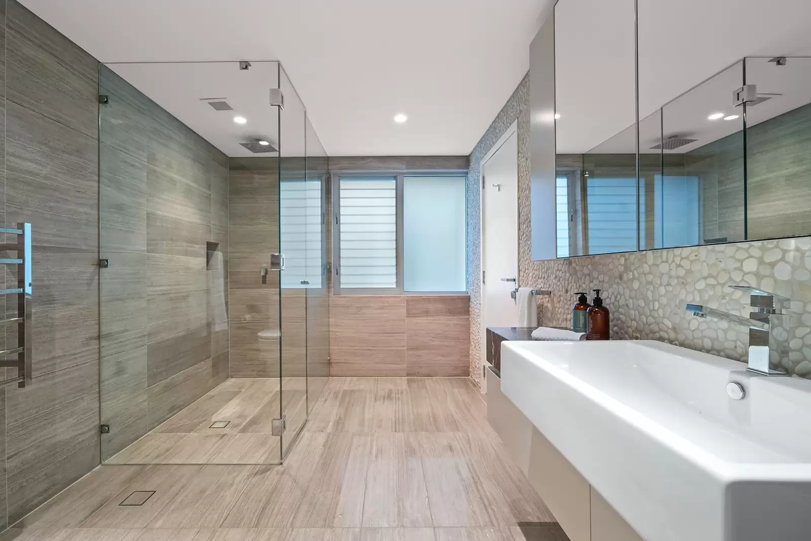 5 Wallangra Road, Dover Heights Sold by Sydney Sotheby's International Realty - image 12