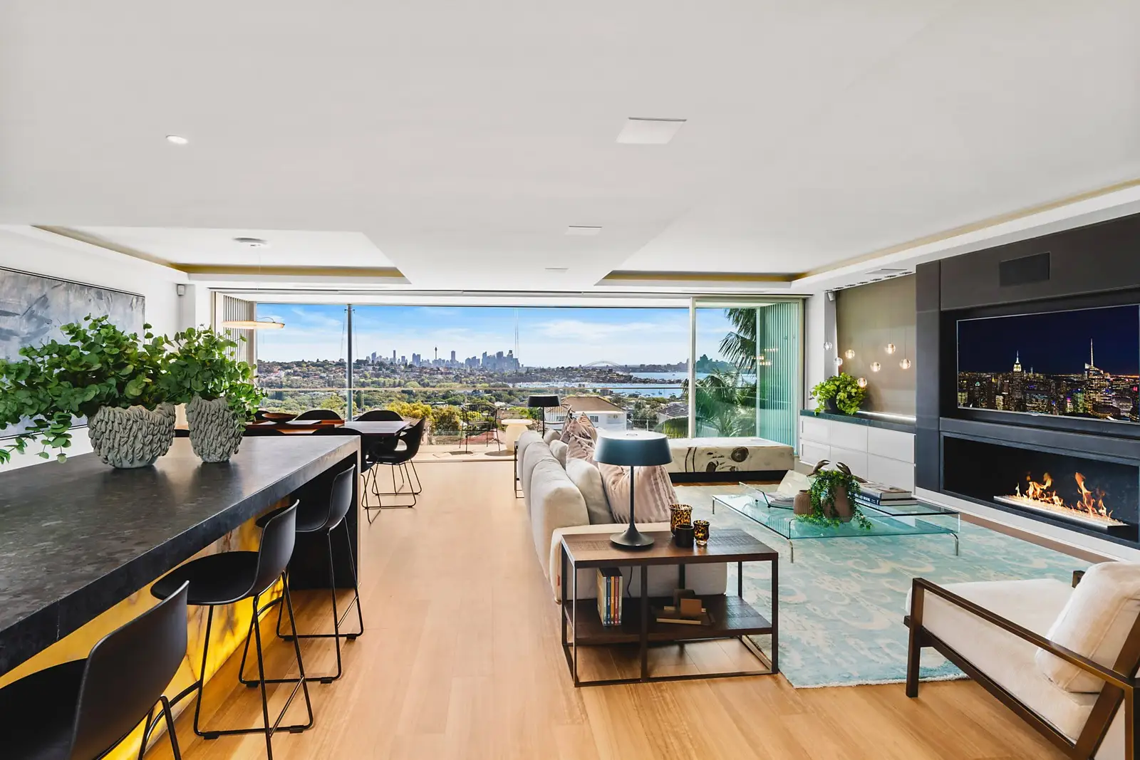 5 Wallangra Road, Dover Heights Sold by Sydney Sotheby's International Realty - image 2
