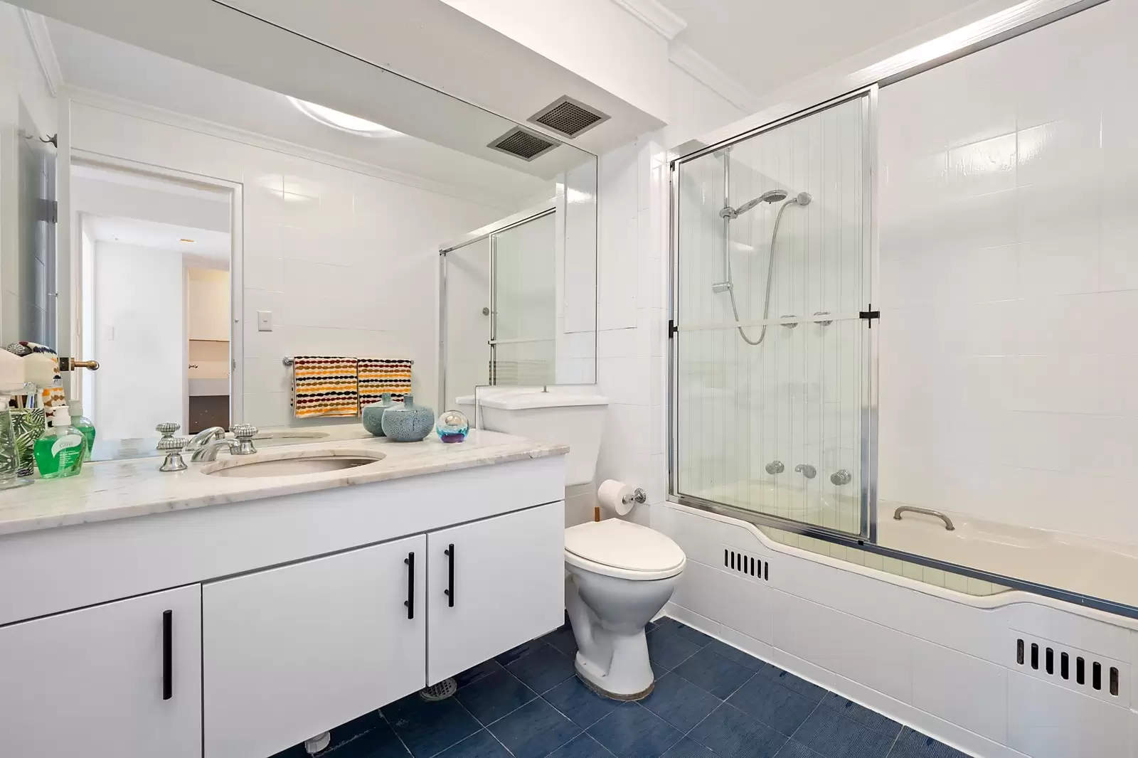 98/103 Victoria Street, Potts Point Sold by Sydney Sotheby's International Realty - image 7