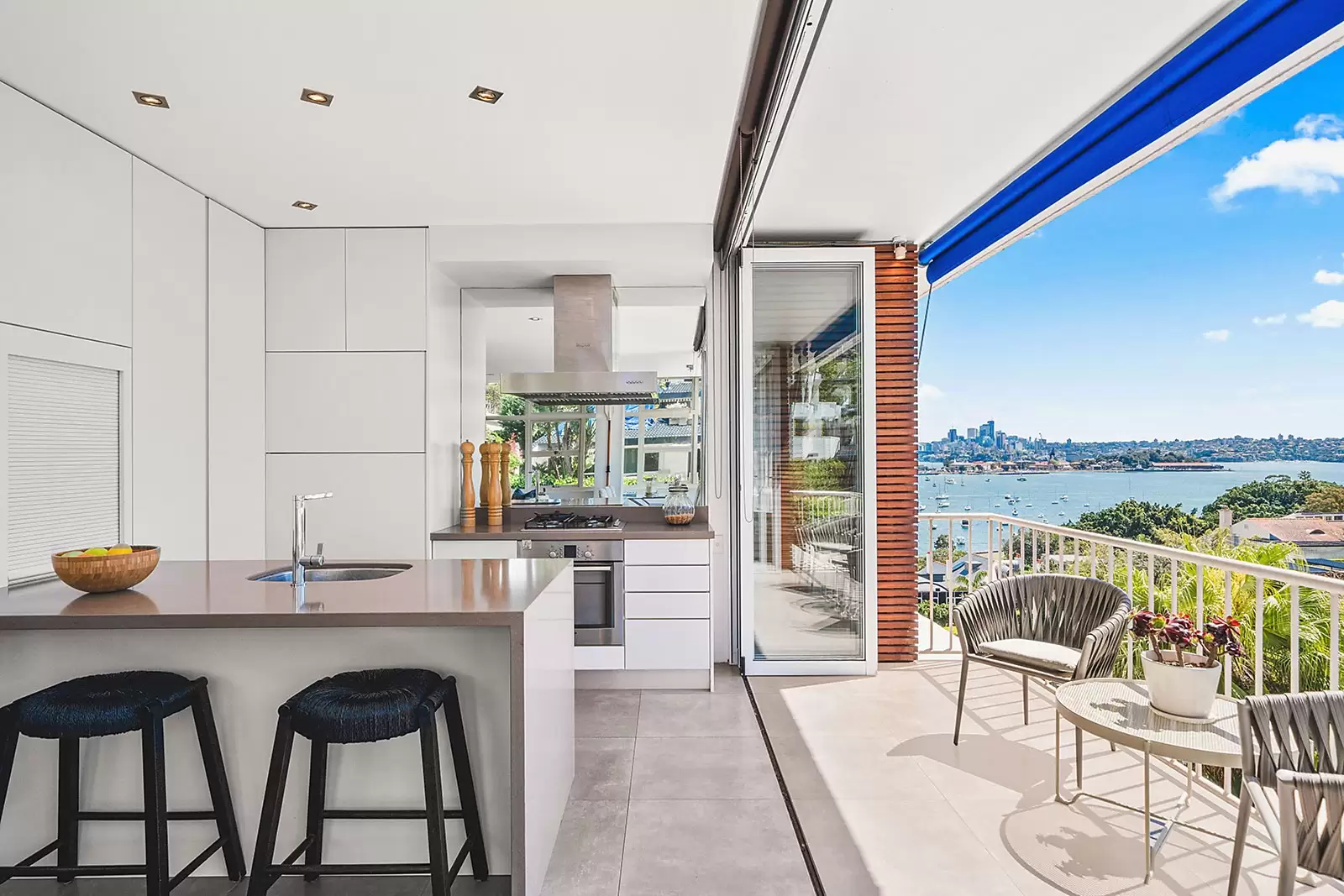 59/11 Yarranabbe Road, Darling Point Sold by Sydney Sotheby's International Realty - image 4