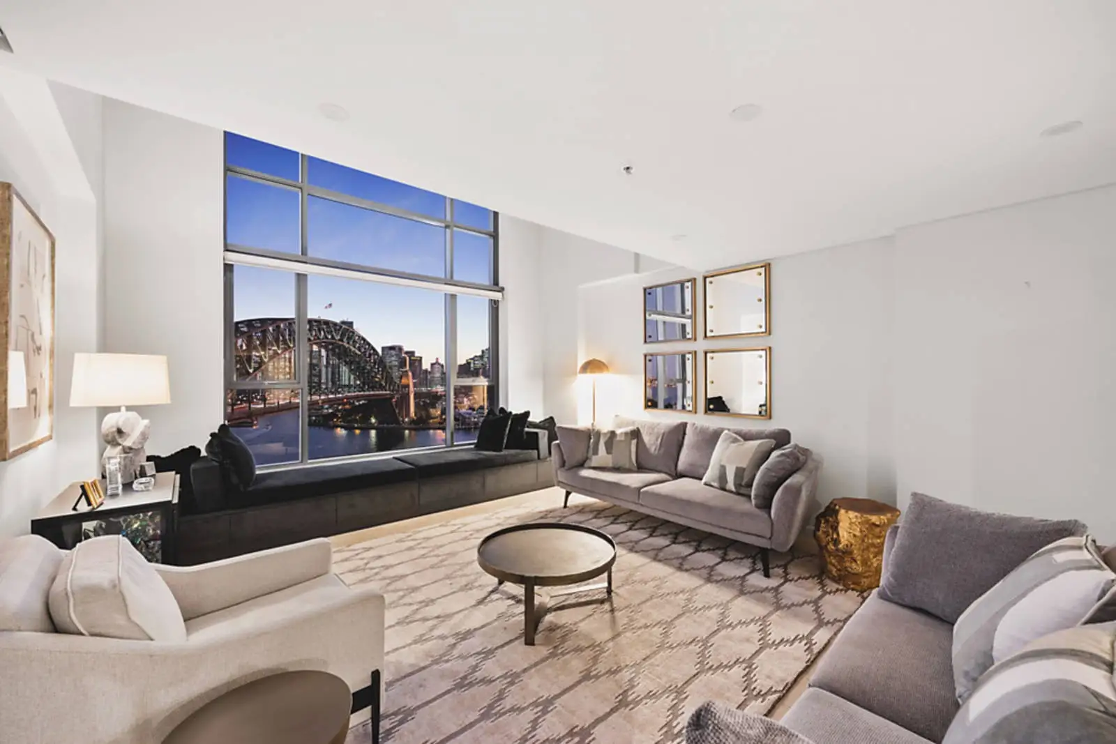 1906/2 Dind Street, Milsons Point Leased by Sydney Sotheby's International Realty - image 2