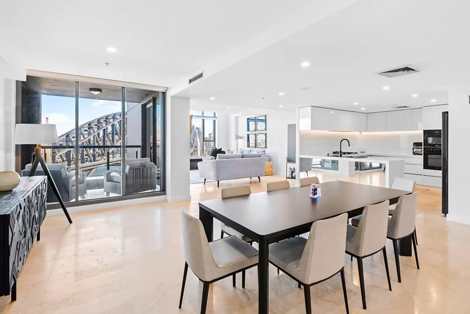1906/2 Dind Street, Milsons Point Leased by Sydney Sotheby's International Realty - image 8