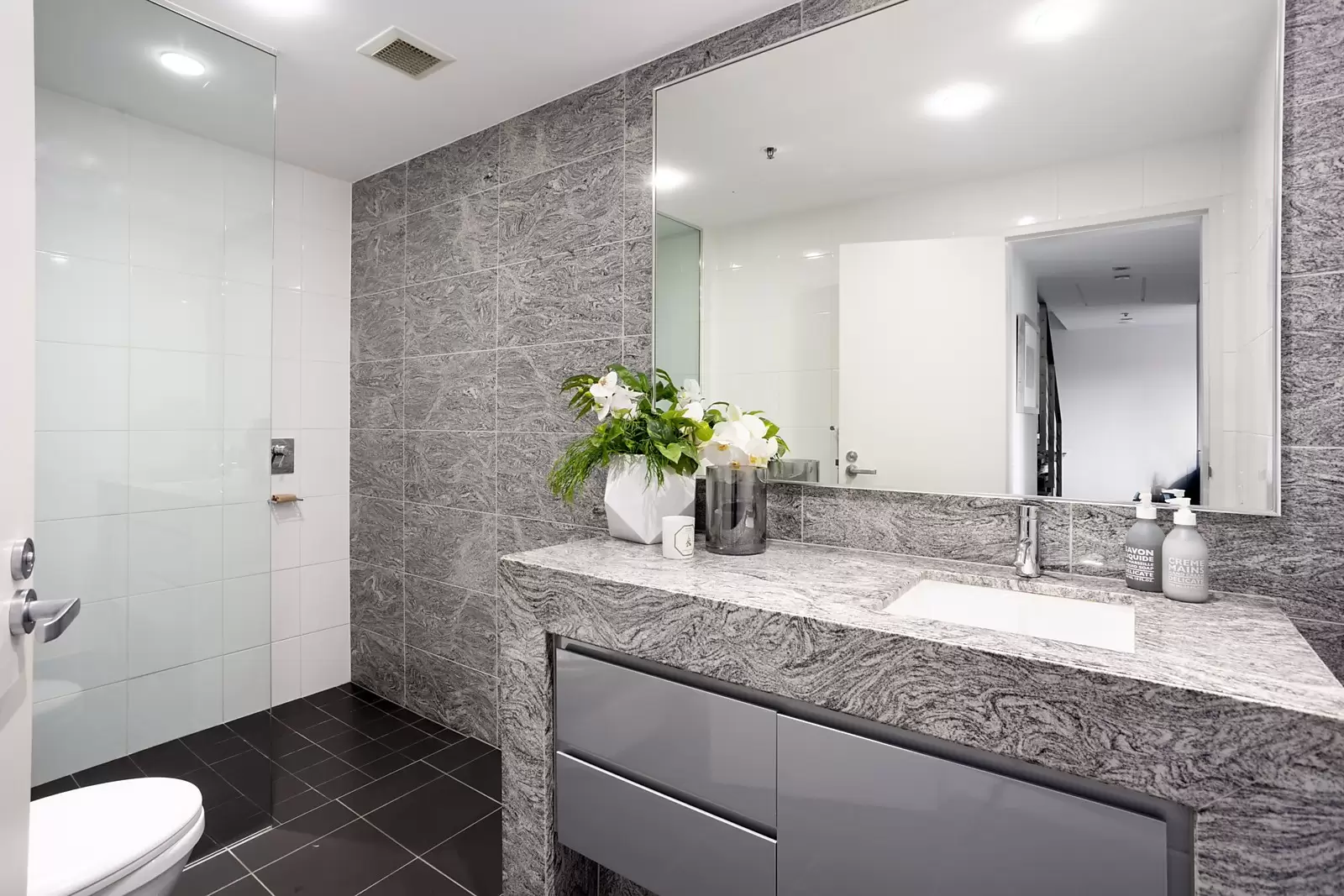 906/81 Macleay Street, Potts Point Sold by Sydney Sotheby's International Realty - image 15
