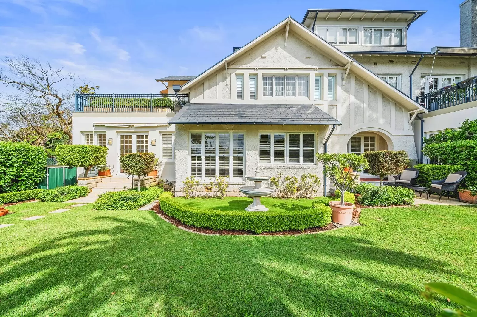 1/699 New South Head Road, Rose Bay Sold by Sydney Sotheby's International Realty - image 3