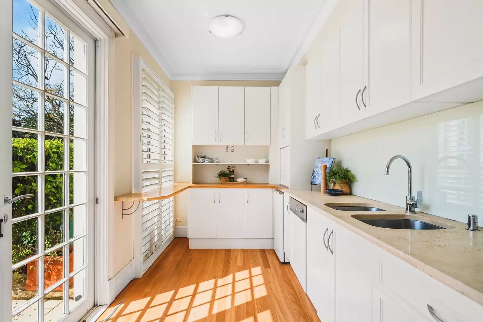 1/699 New South Head Road, Rose Bay Sold by Sydney Sotheby's International Realty - image 9