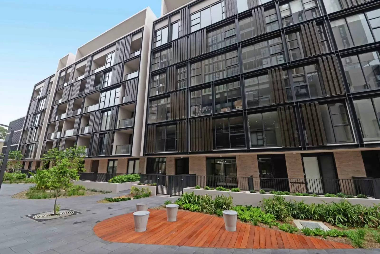 2314/6 Kingsborough Road, Zetland Leased by Sydney Sotheby's International Realty - image 1