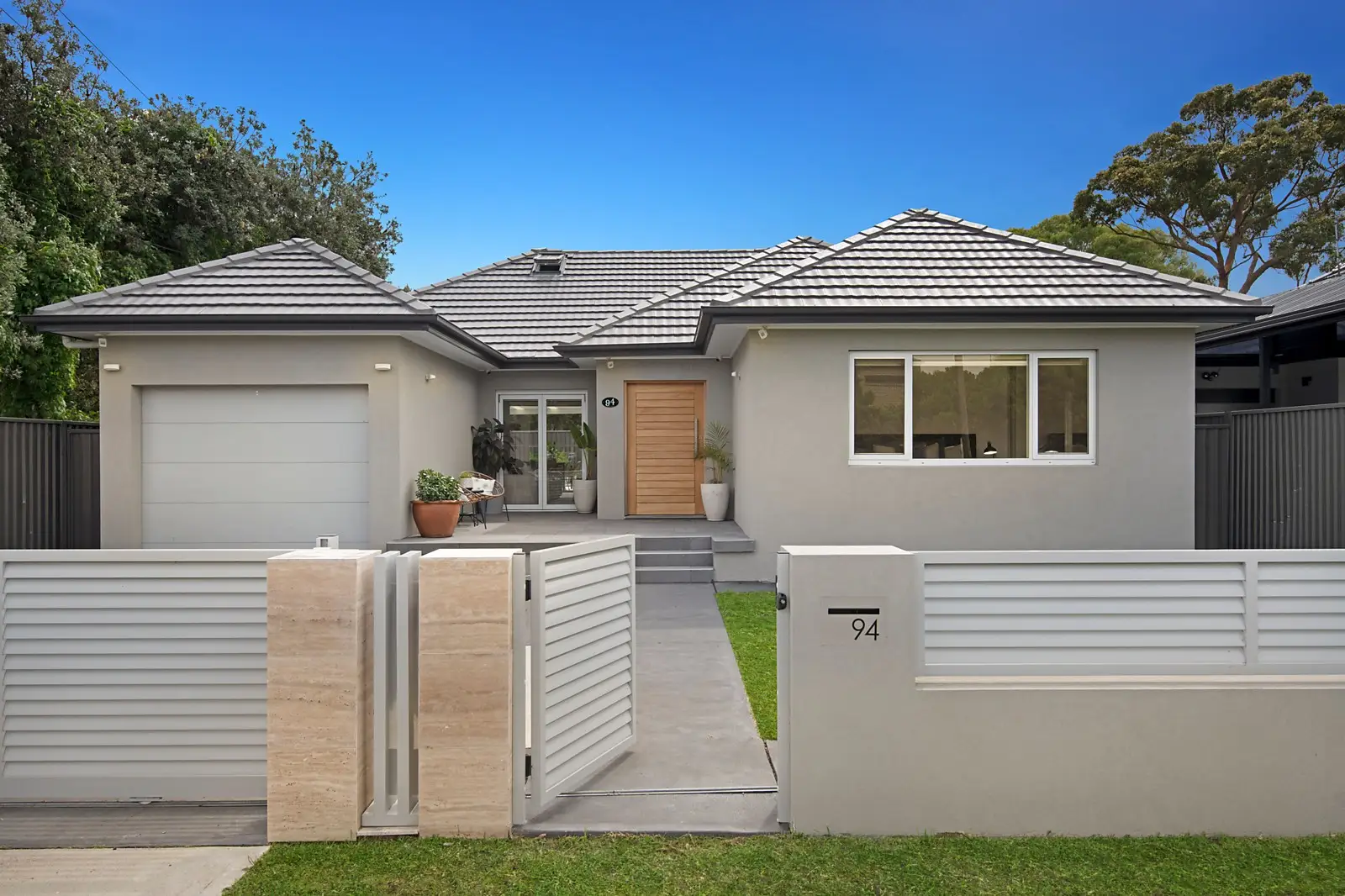 94 Francis Avenue, Brighton-le-sands Sold by Sydney Sotheby's International Realty - image 1