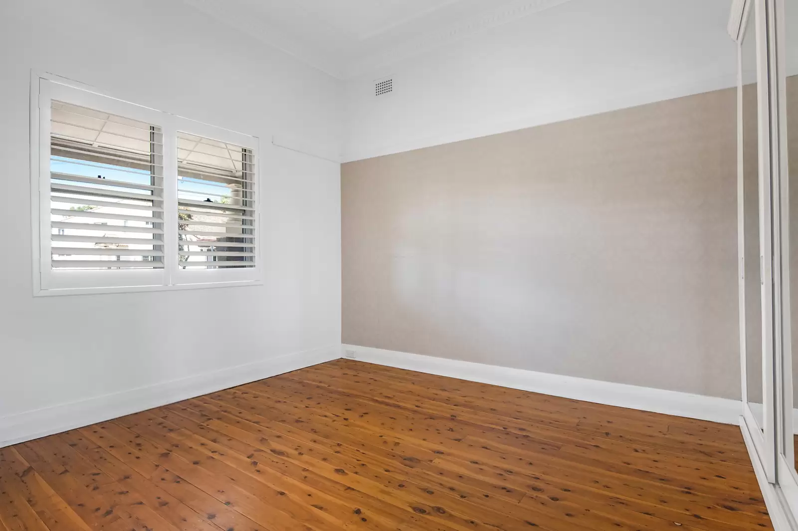 199 Bay Street, Brighton-le-sands Sold by Sydney Sotheby's International Realty - image 6